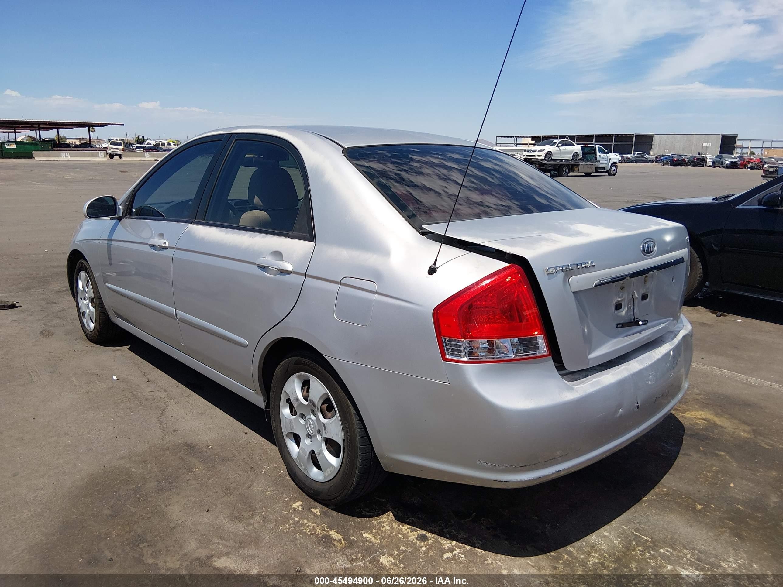 2008 Kia Spectra Ex Silver vin: KNAFE121085495738