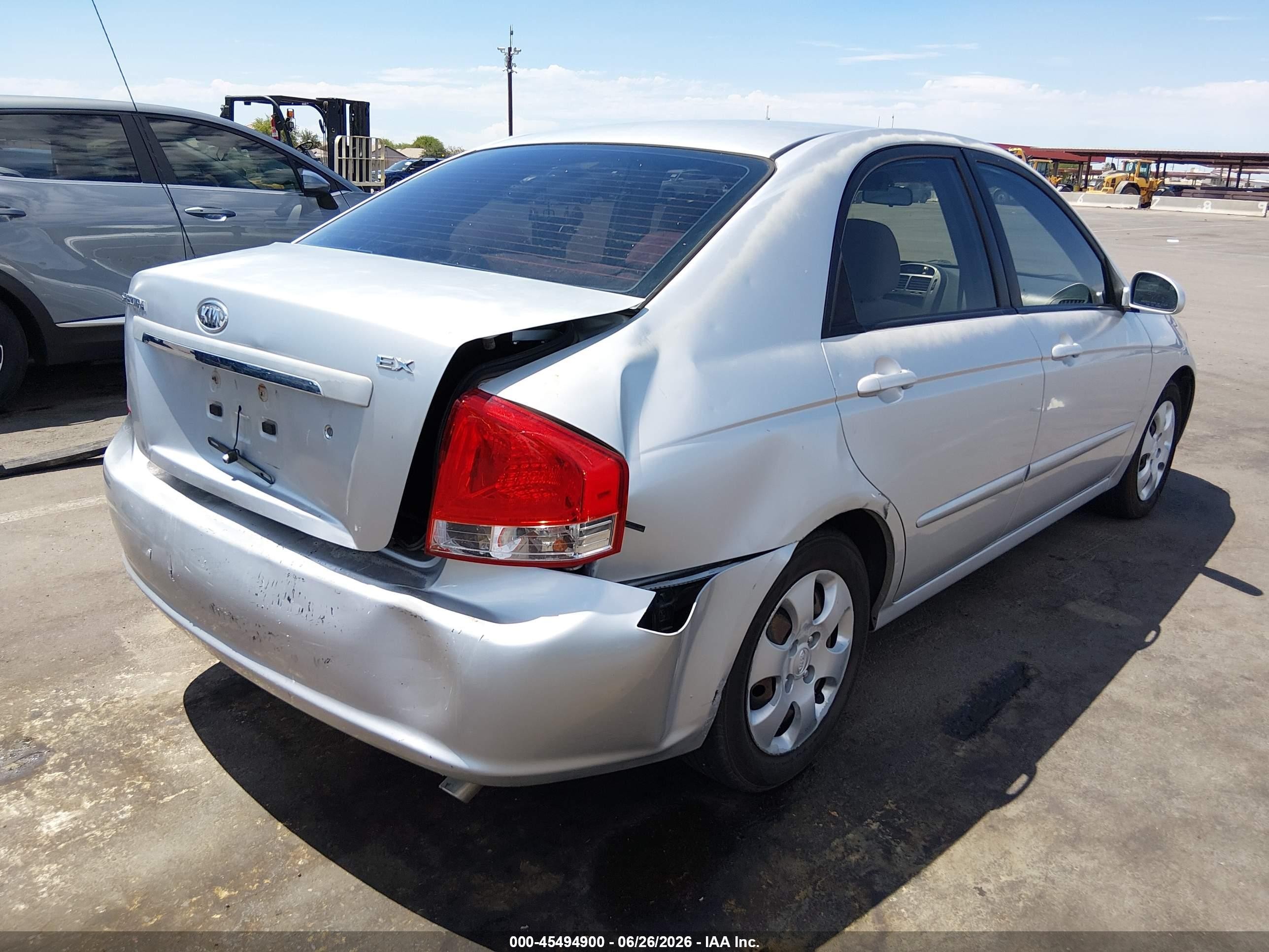 2008 Kia Spectra Ex Silver vin: KNAFE121085495738