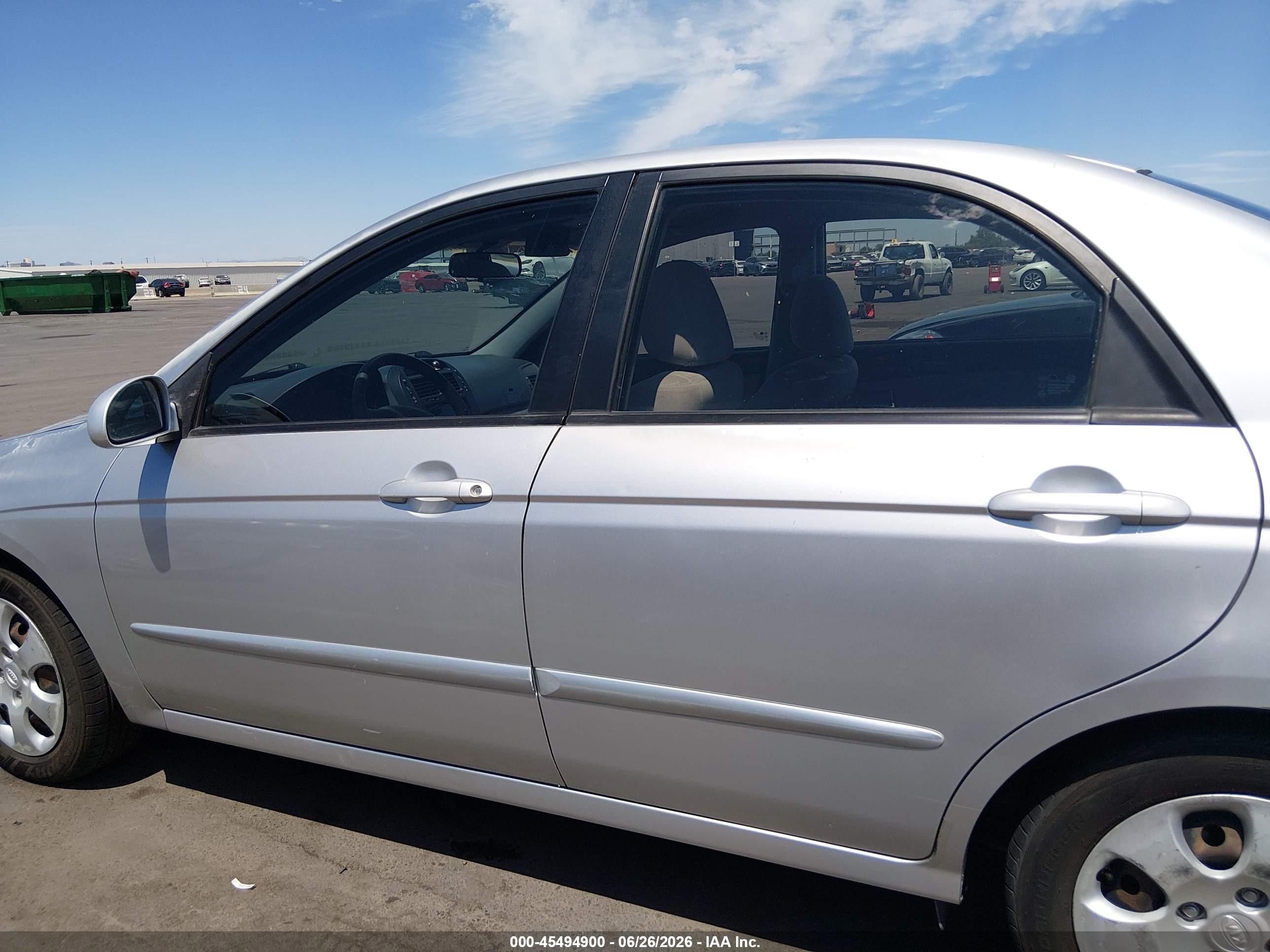 2008 Kia Spectra Ex Silver vin: KNAFE121085495738