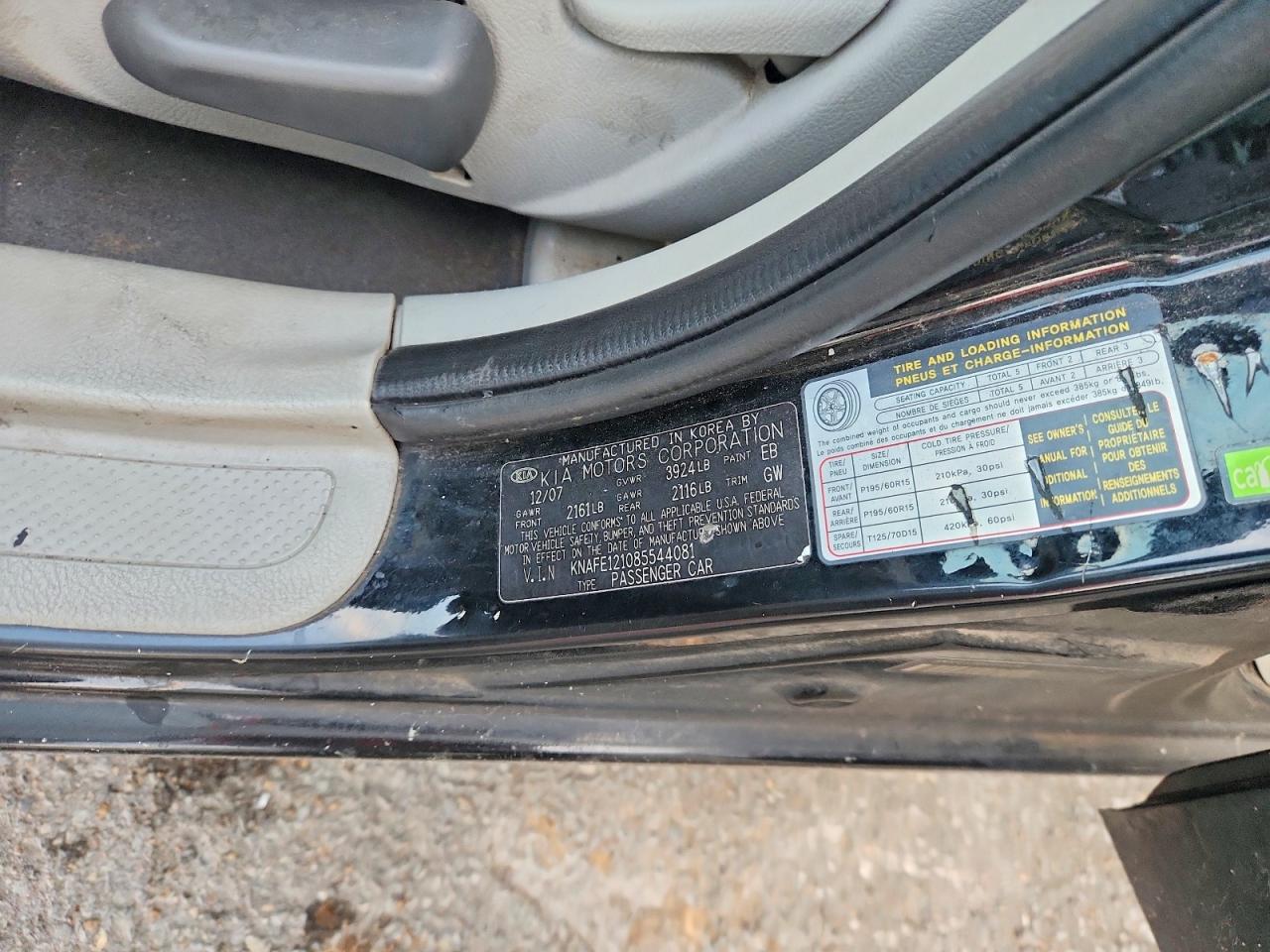 2008 Kia Spectra Lx Black vin: KNAFE121085544081