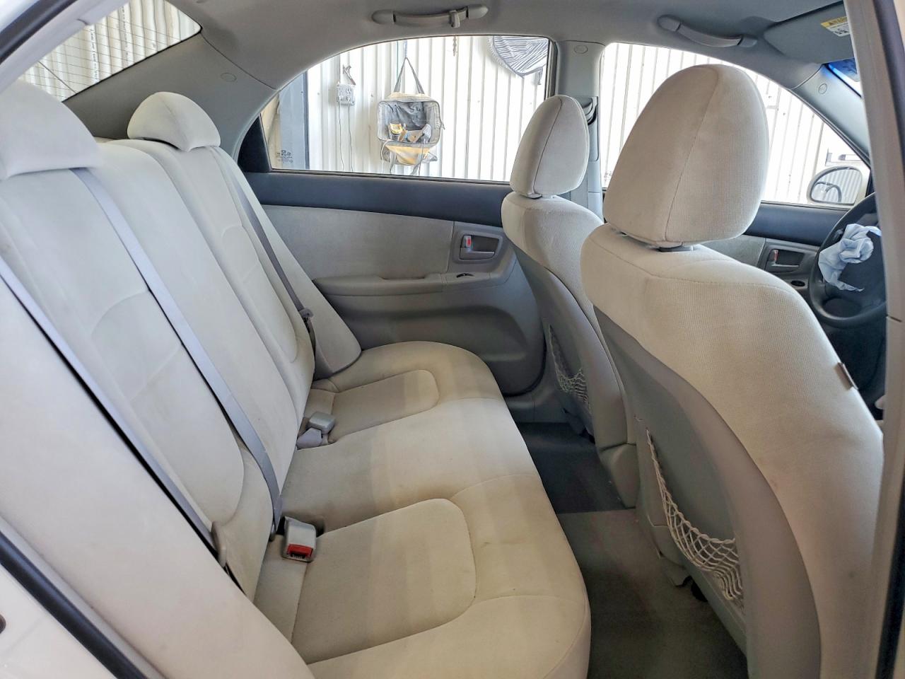 2006 Kia Spectra Ex White vin: KNAFE121165351807