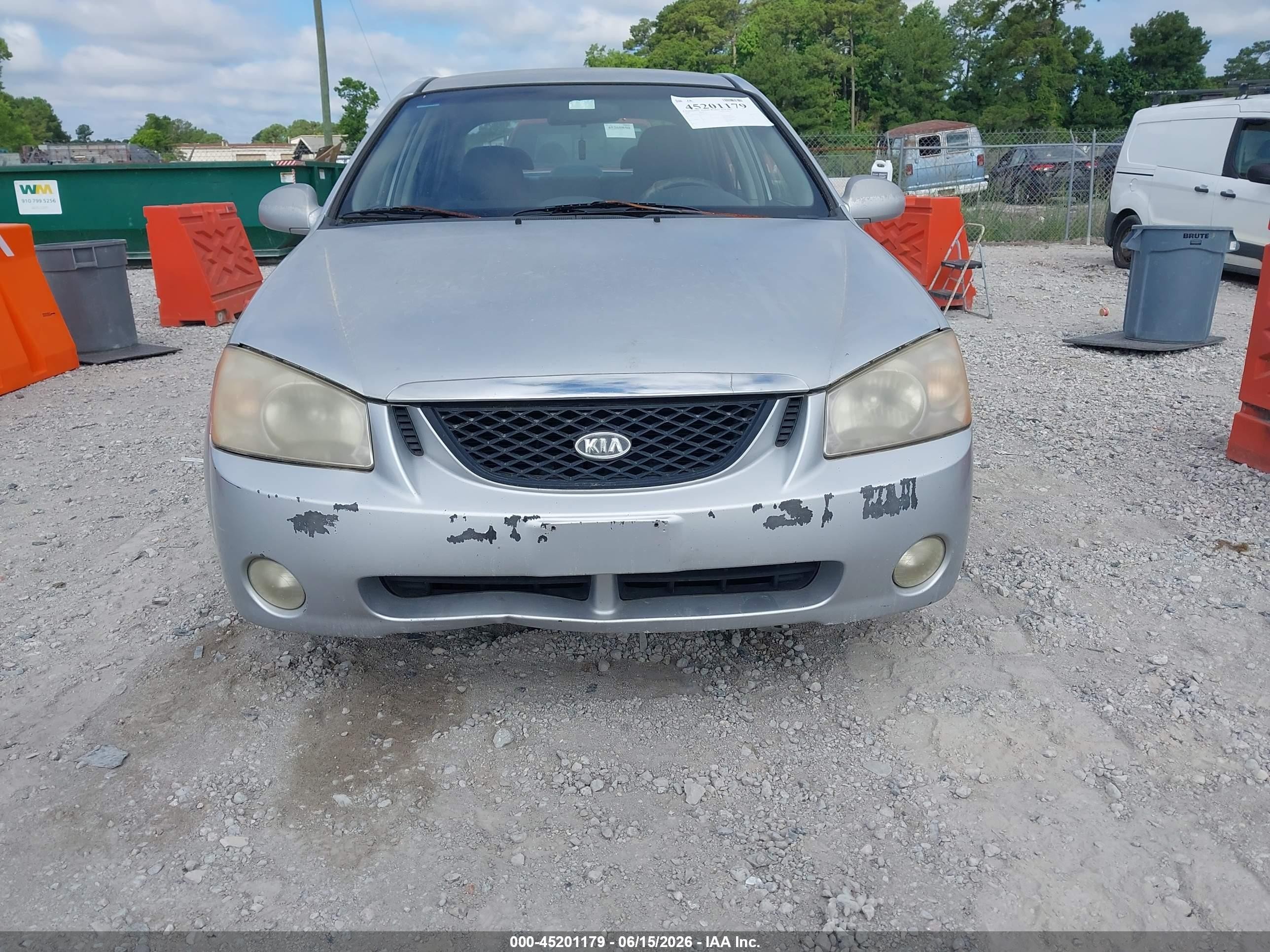 2006 Kia Spectra Ex/lx/sx Серебряный vin: KNAFE121265327564