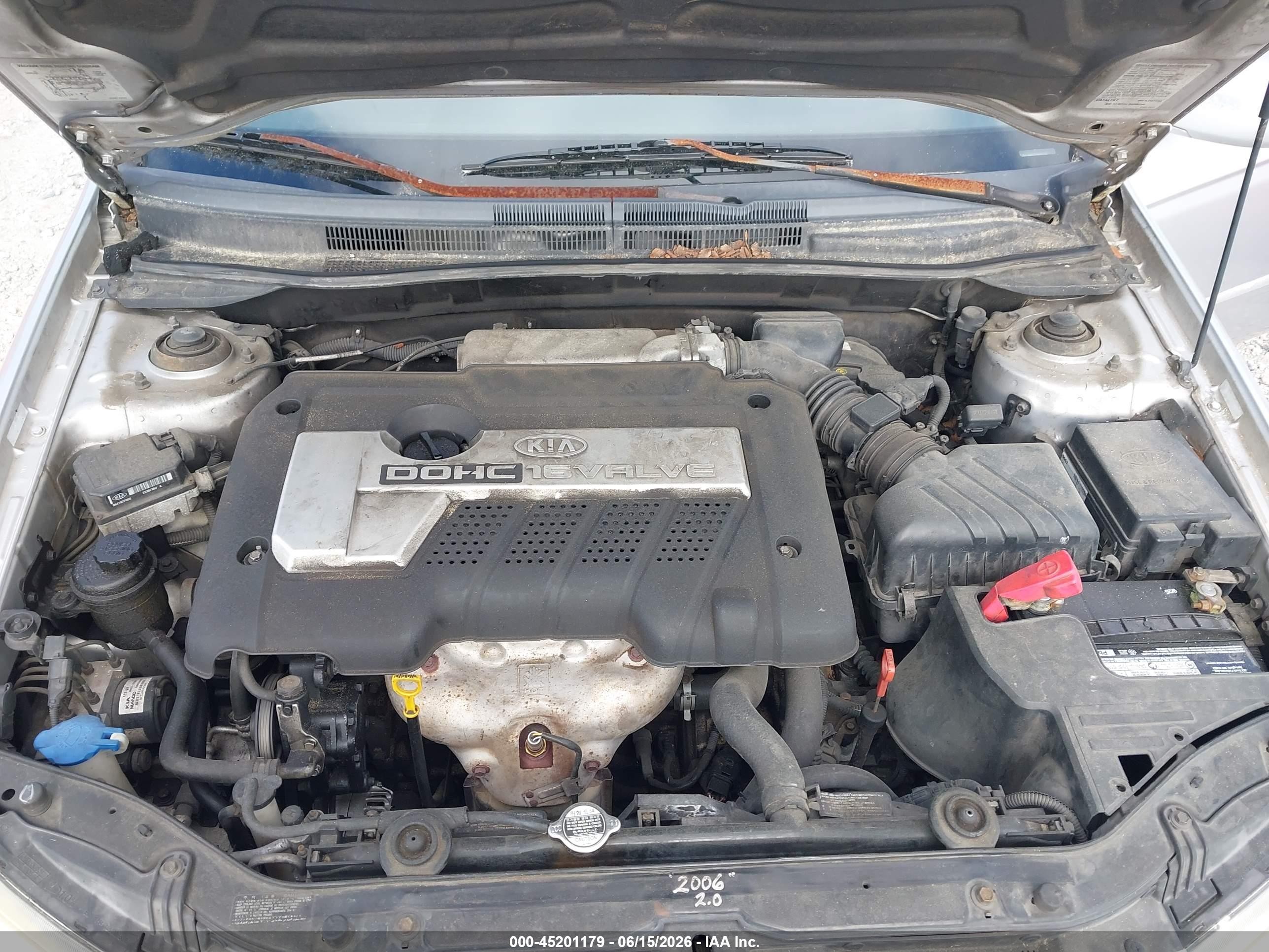 2006 Kia Spectra Ex/lx/sx Серебряный vin: KNAFE121265327564