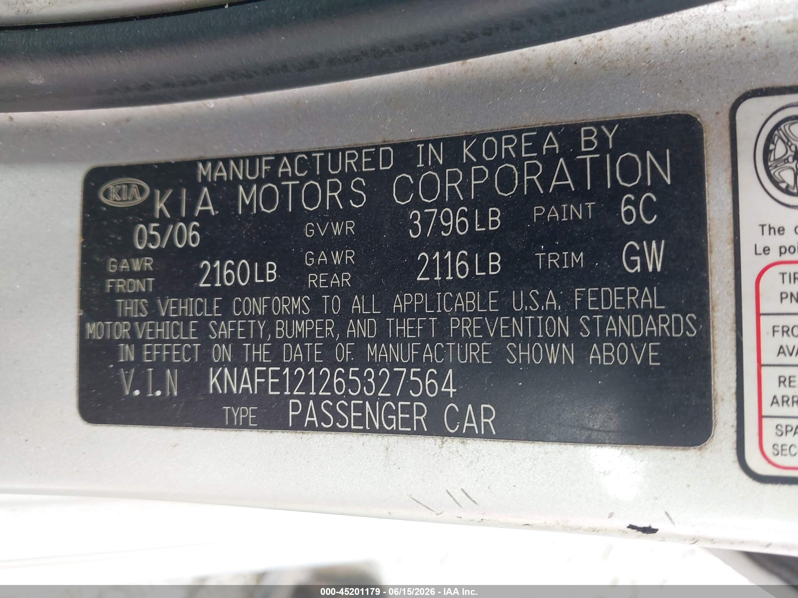 2006 Kia Spectra Ex/lx/sx Серебряный vin: KNAFE121265327564