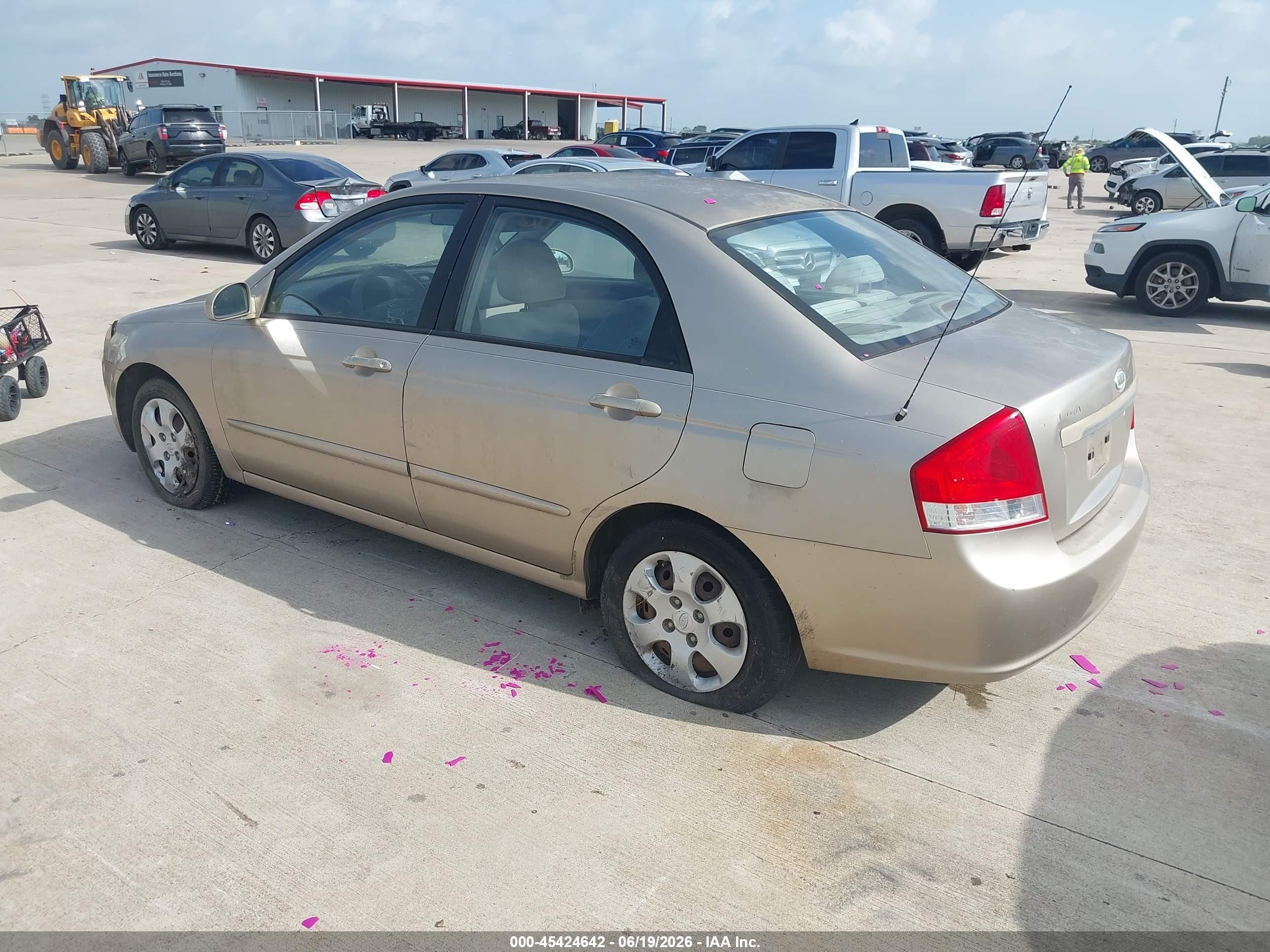 2007 Kia Spectra Ex Золотой vin: KNAFE121275450007