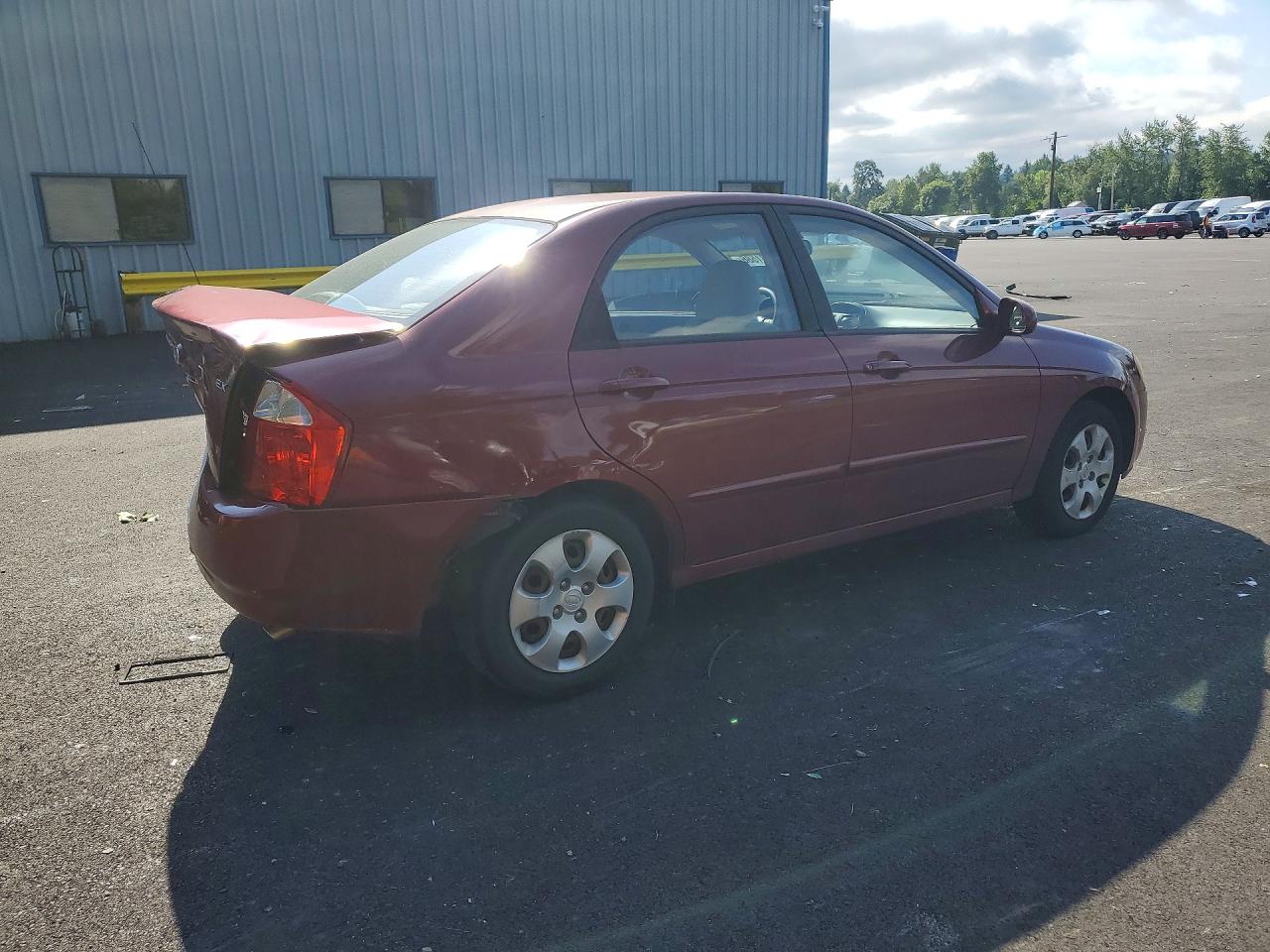 2006 Kia Spectra Ex Burgundy vin: KNAFE121365373310