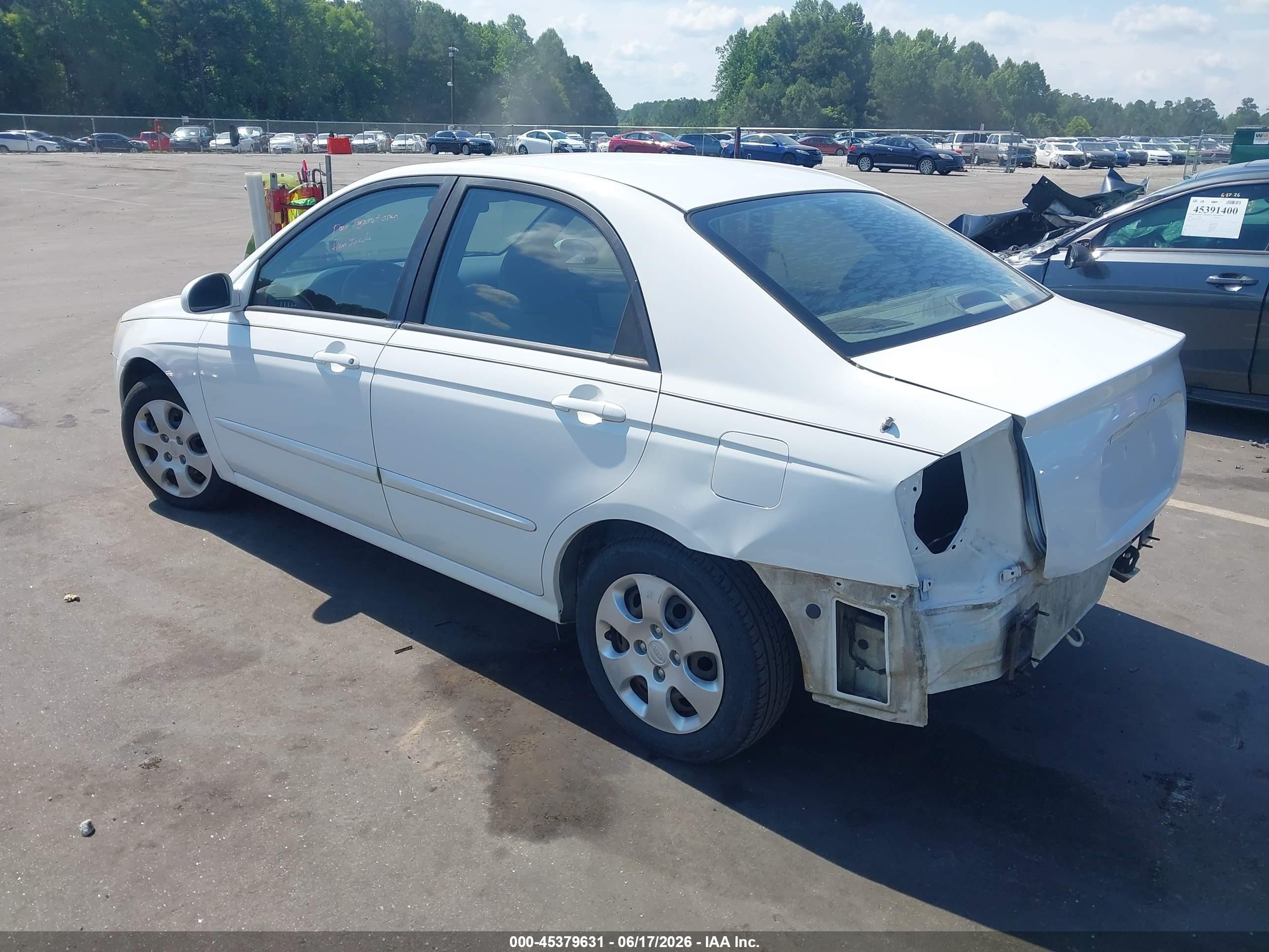 2006 Kia Spectra Ex/lx/sx Белый vin: KNAFE121465267299