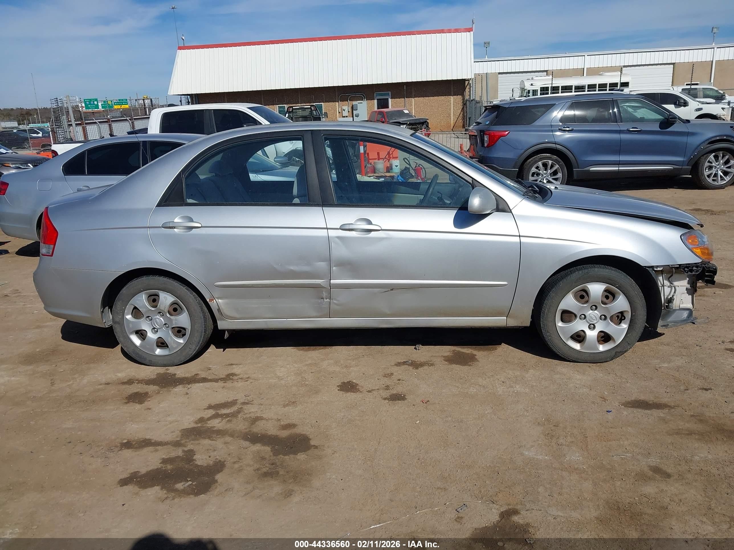 2008 Kia Spectra Ex Gray vin: KNAFE121485508829