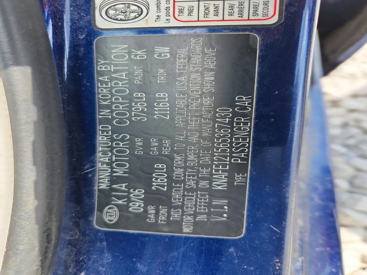 2006 Kia Spectra Ex Blue vin: KNAFE121565367430