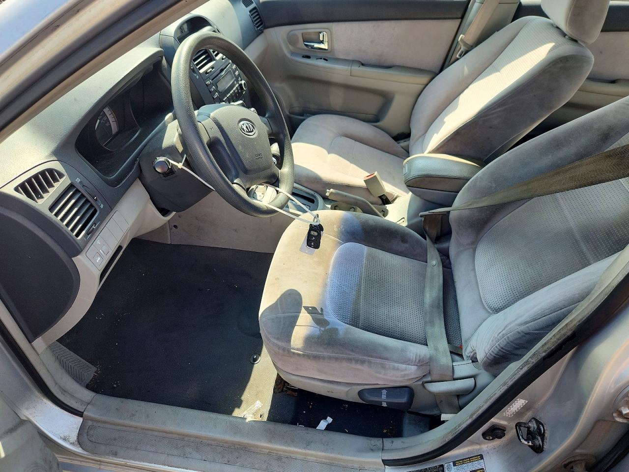 2007 Kia Spectra Lx Silver vin: KNAFE121575377862