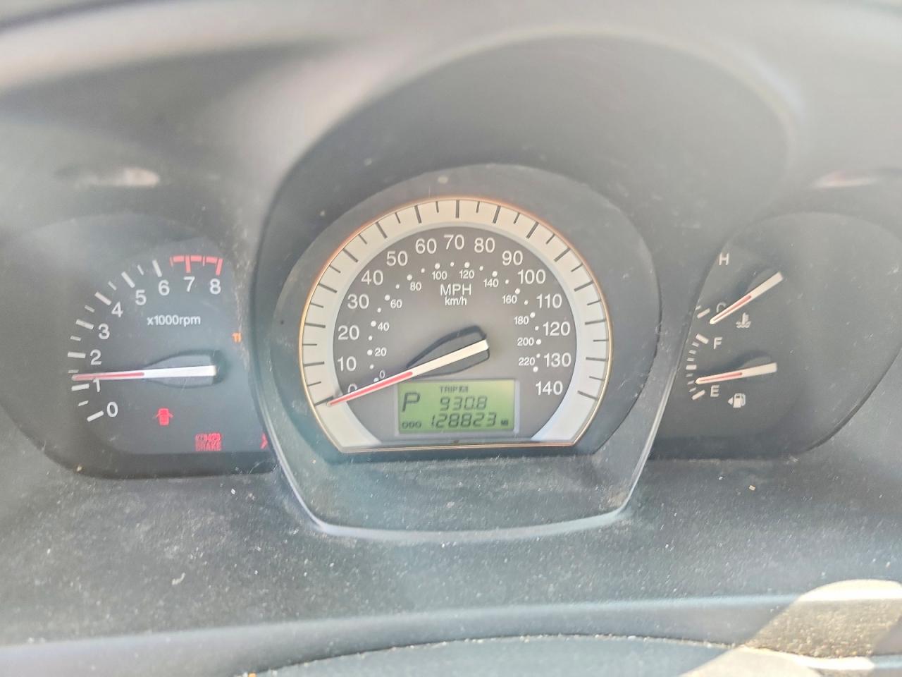 2007 Kia Spectra Lx Silver vin: KNAFE121575377862