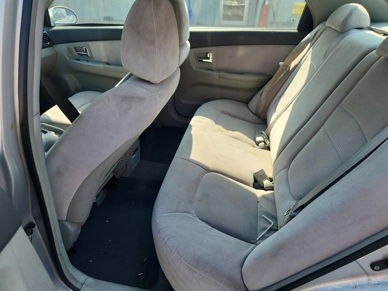 2007 Kia Spectra Lx Silver vin: KNAFE121575377862