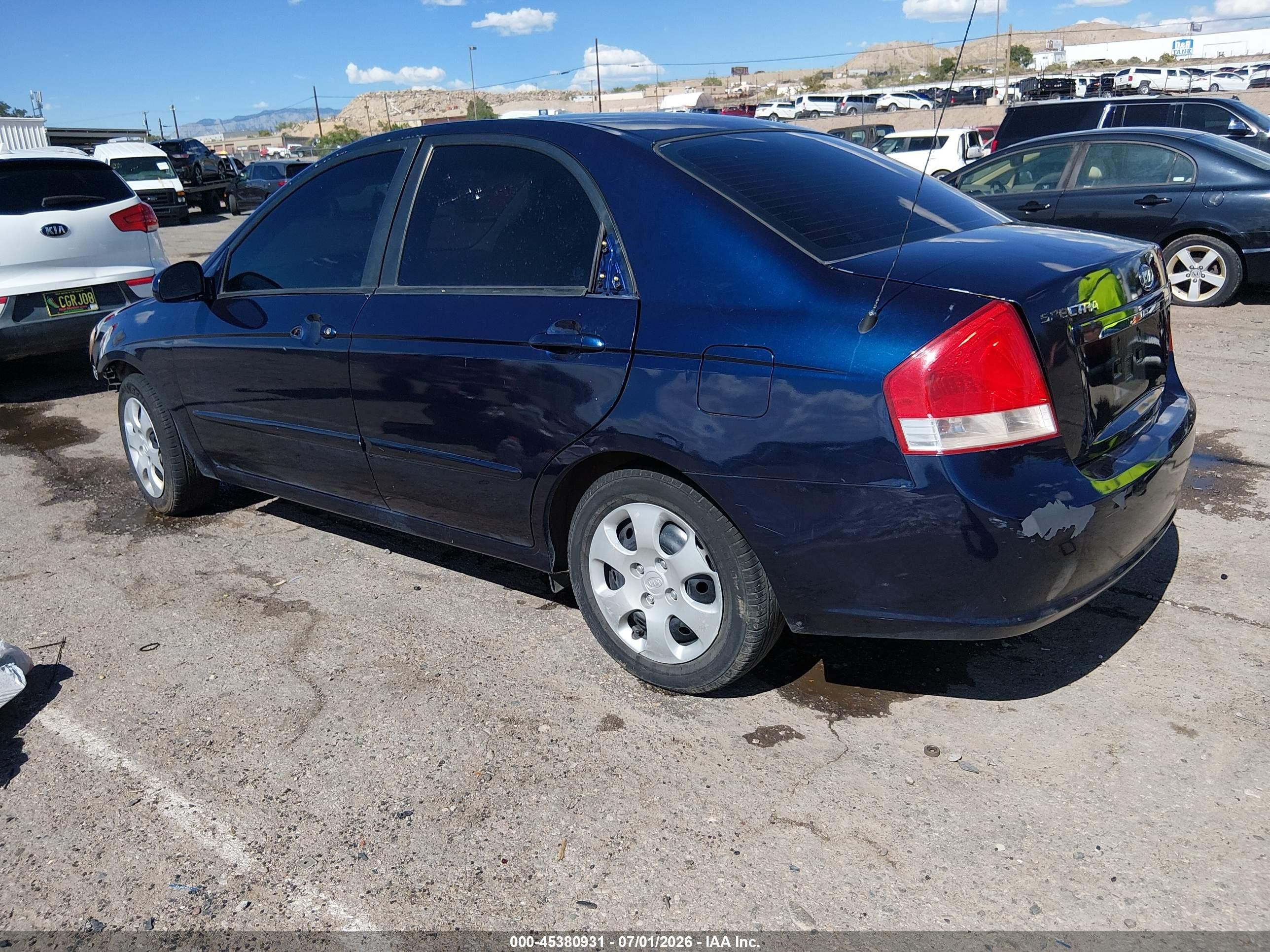 2007 Kia Spectra Ex Blue vin: KNAFE121575399201