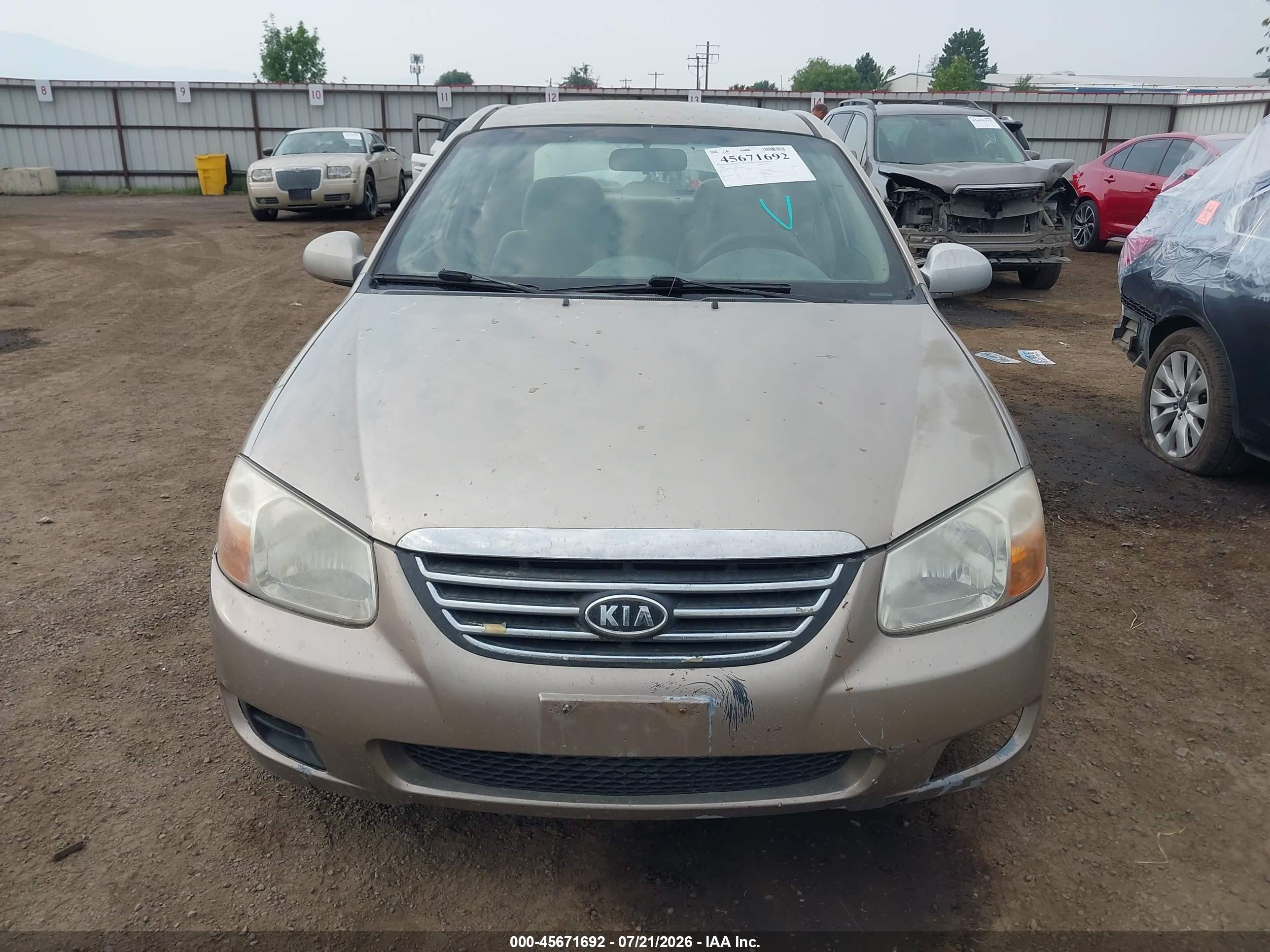 2008 Kia Spectra Ex Gold vin: KNAFE121585494214