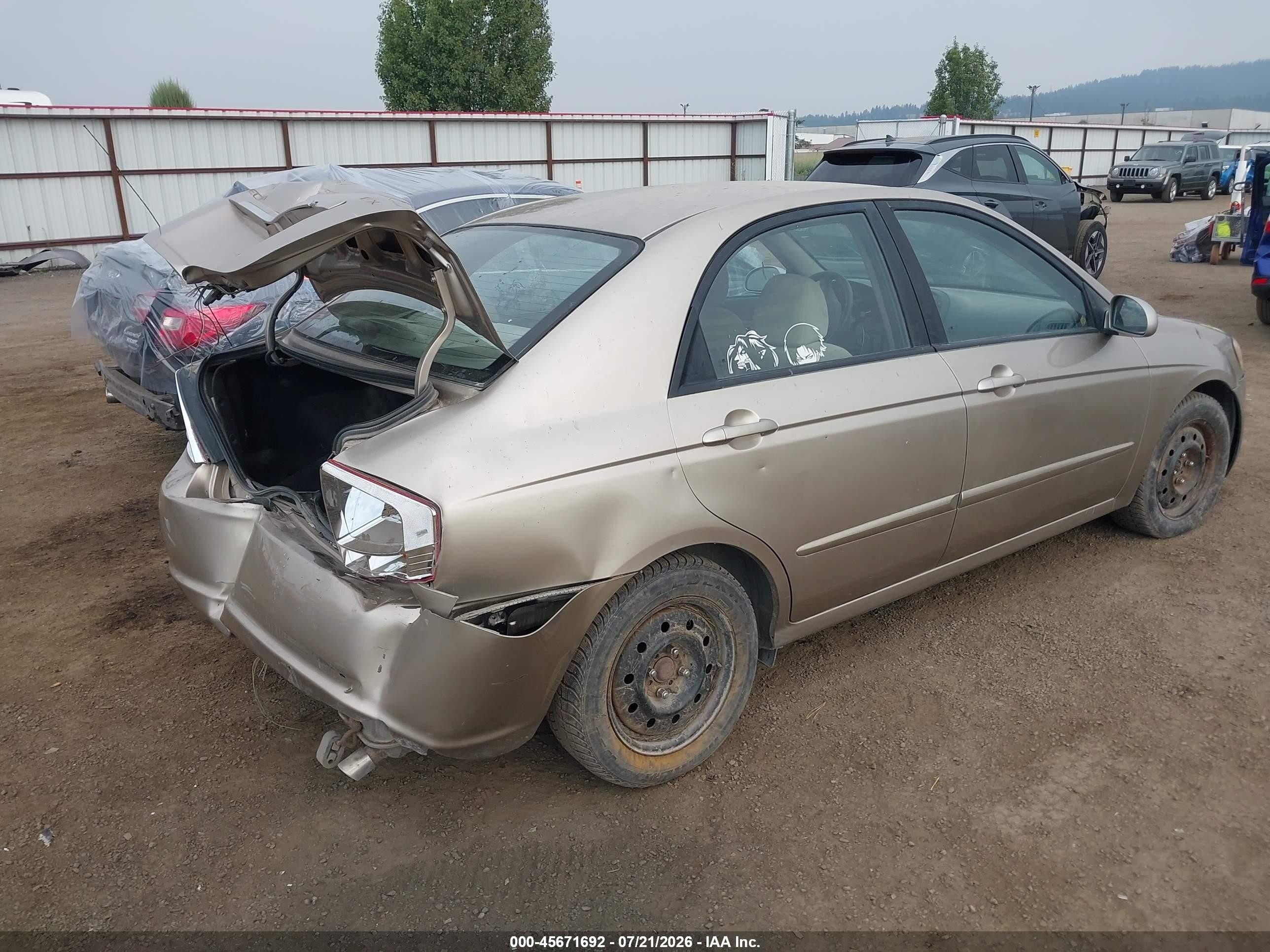 2008 Kia Spectra Ex Gold vin: KNAFE121585494214