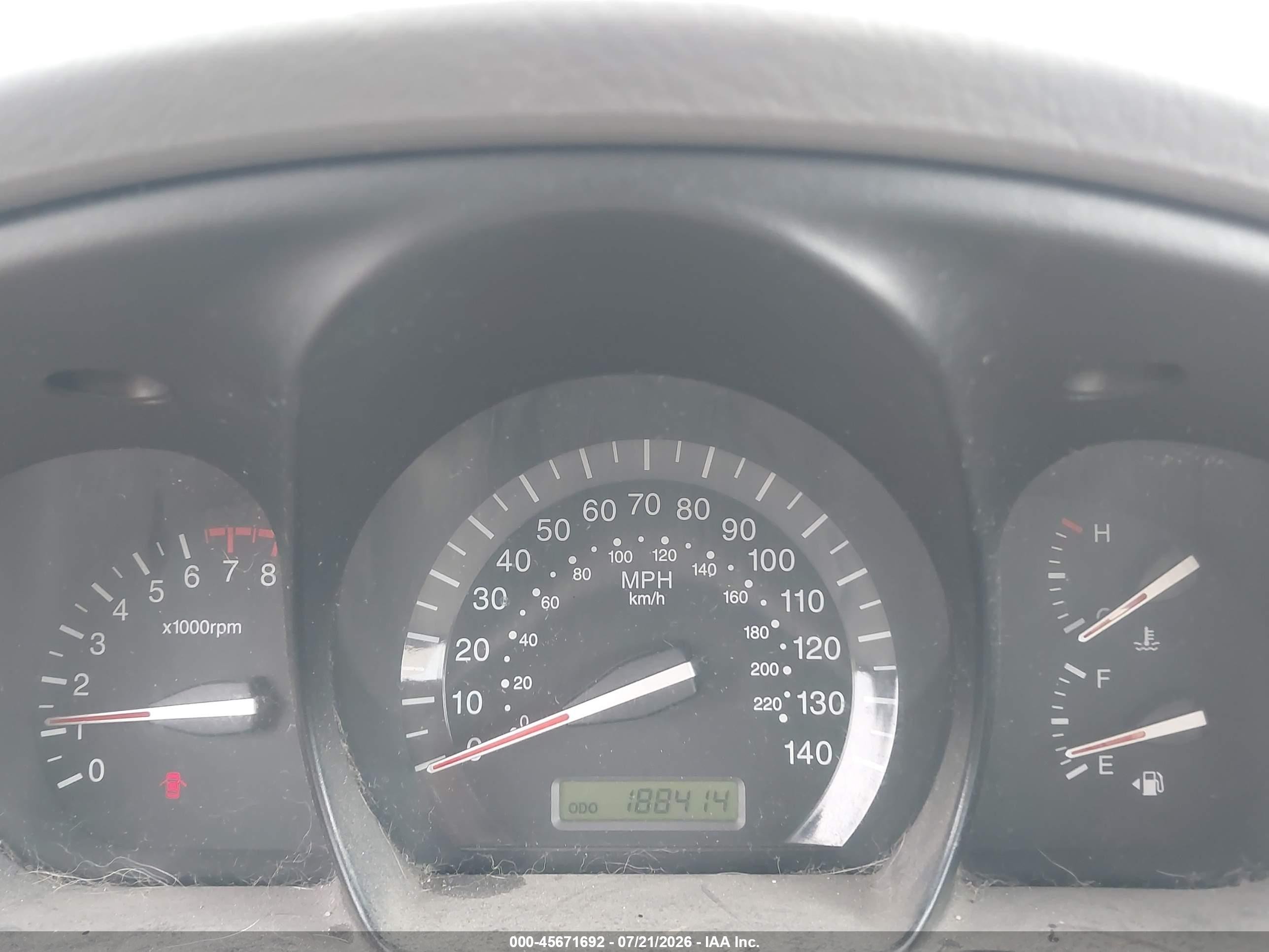 2008 Kia Spectra Ex Gold vin: KNAFE121585494214