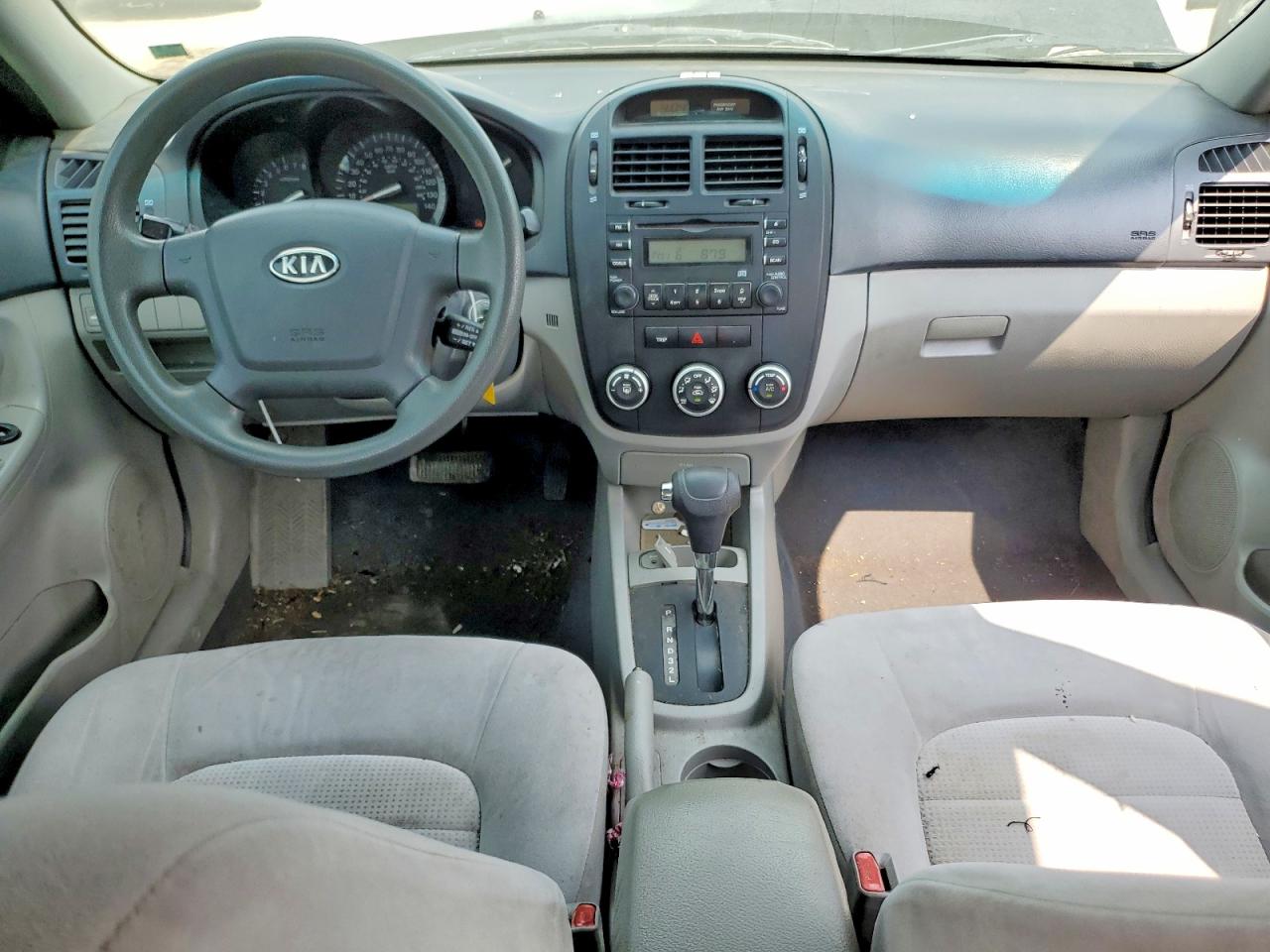 2008 Kia Spectra Black vin: KNAFE121585565492