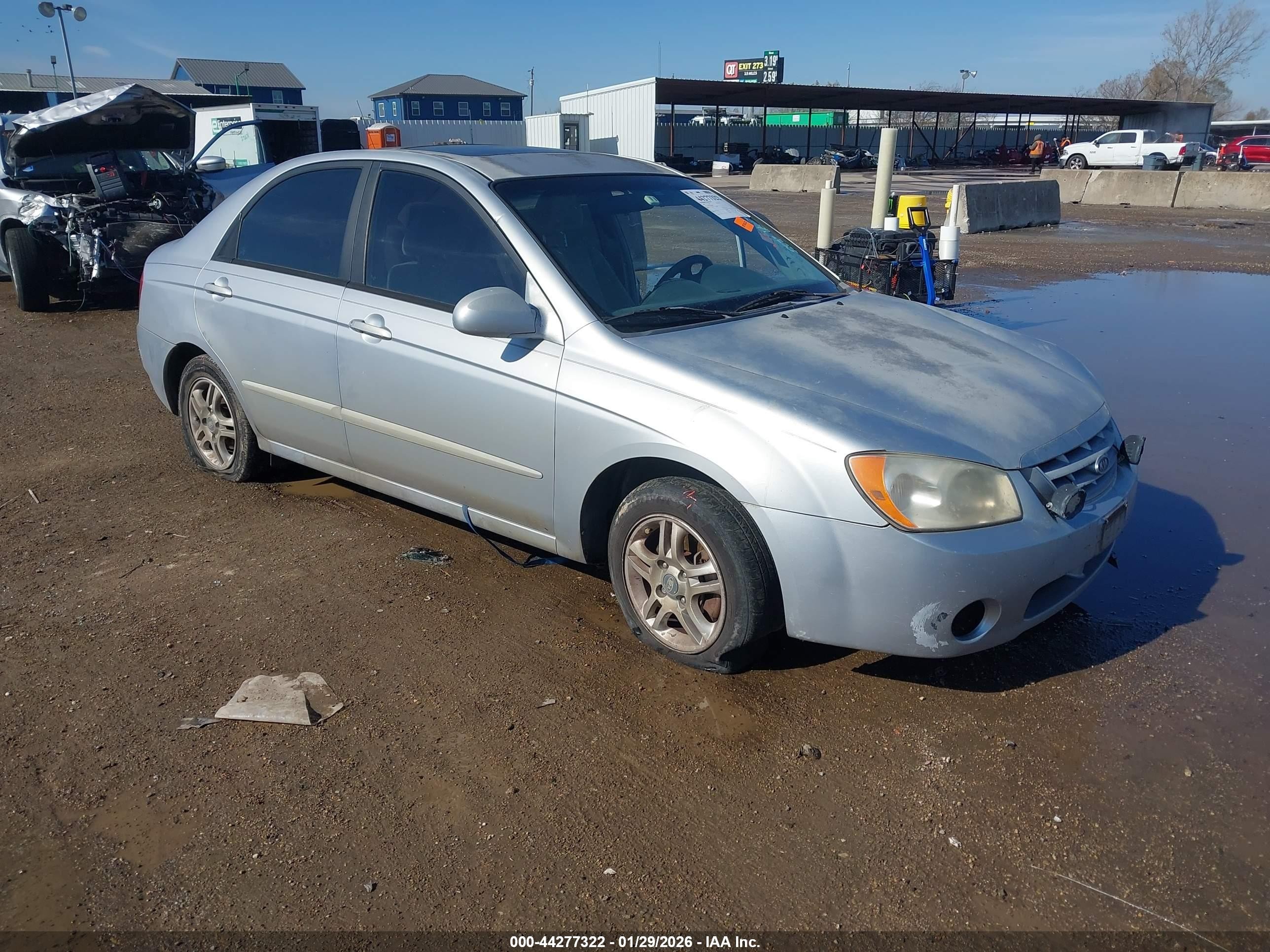 2004 Kia Spectra Ex/lx Silver vin: KNAFE121645019360