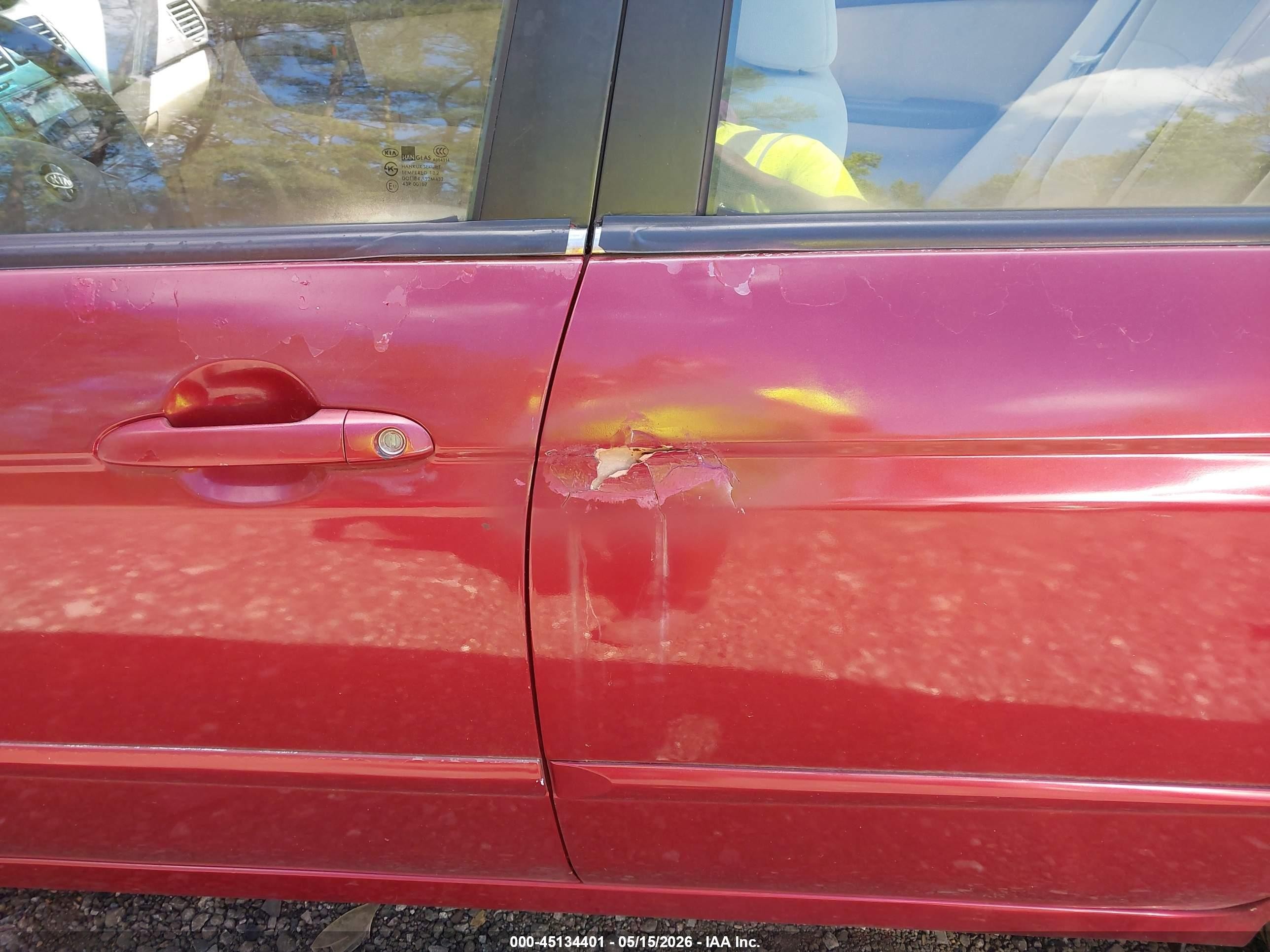 2006 Kia Spectra Ex/lx/sx Burgundy vin: KNAFE121665301582