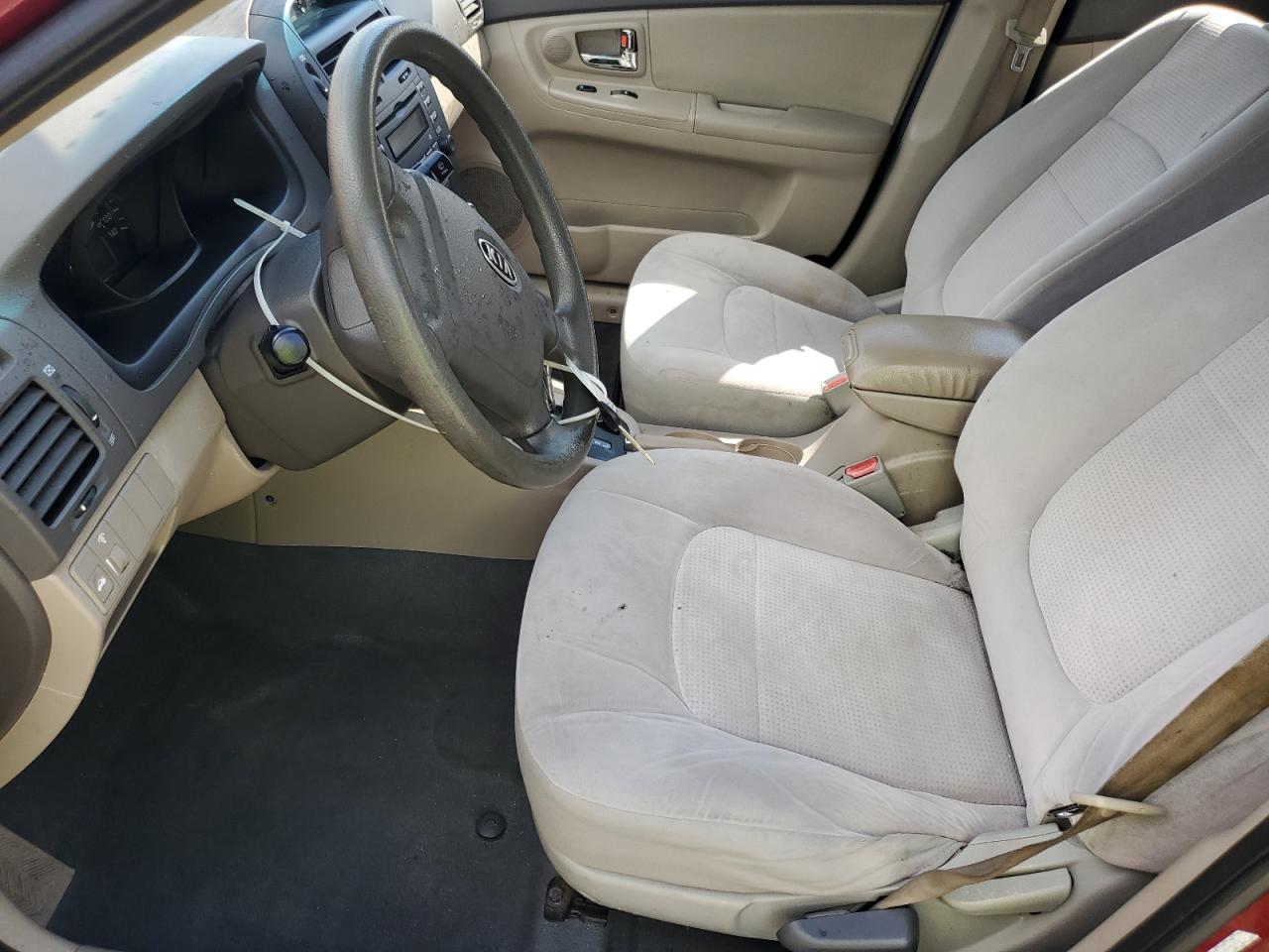 2008 Kia Spectra Ex Red vin: KNAFE121685547759
