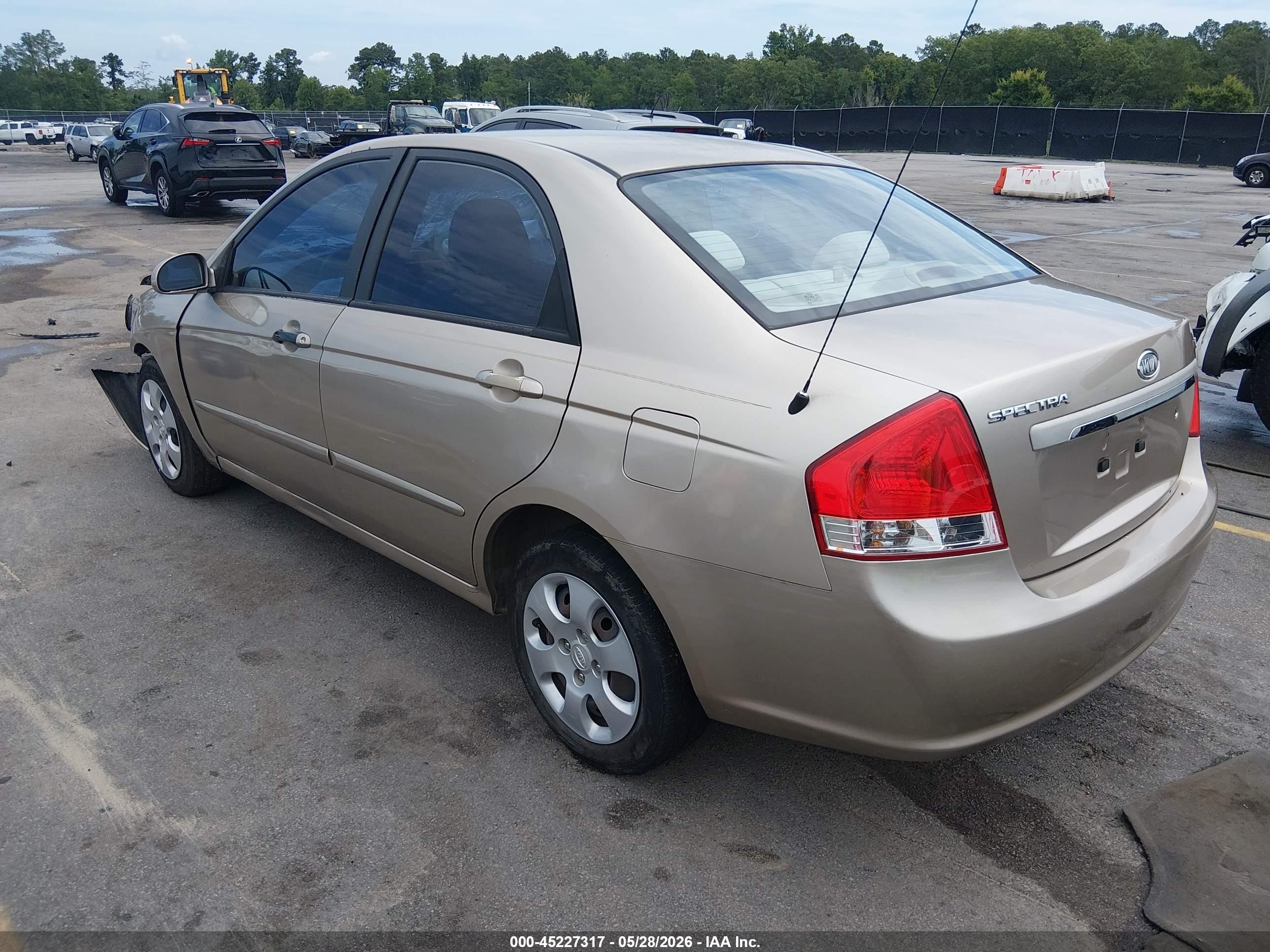 2008 Kia Spectra Ex Tan vin: KNAFE121685559152