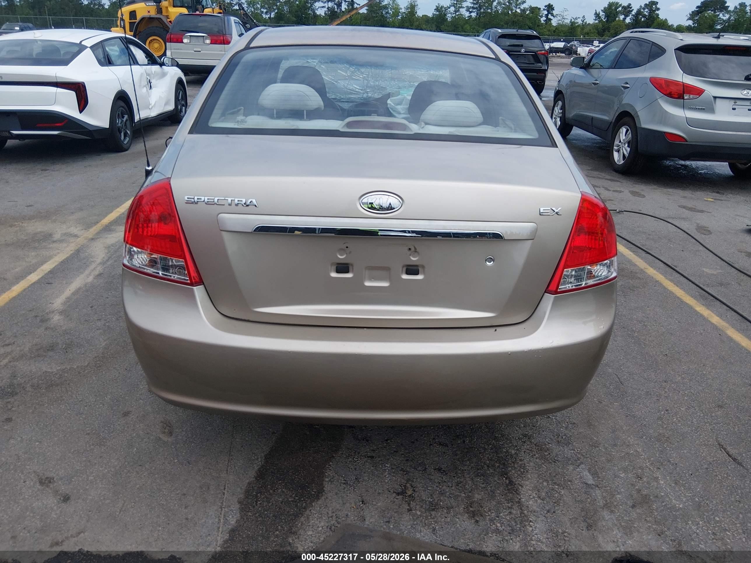 2008 Kia Spectra Ex Tan vin: KNAFE121685559152
