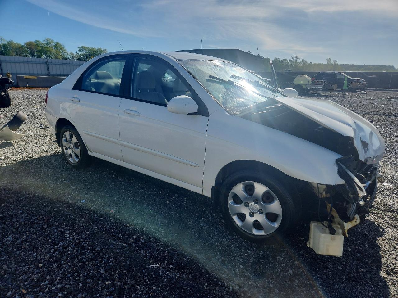2008 Kia Spectra Lx White vin: KNAFE121685561791