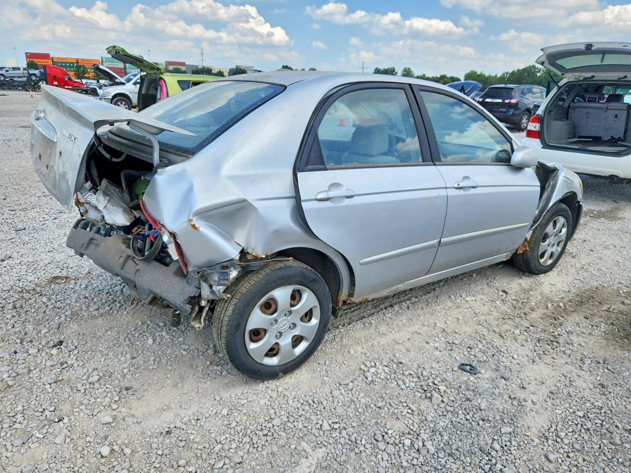 2006 Kia Spectra Ex Silver vin: KNAFE121765368935