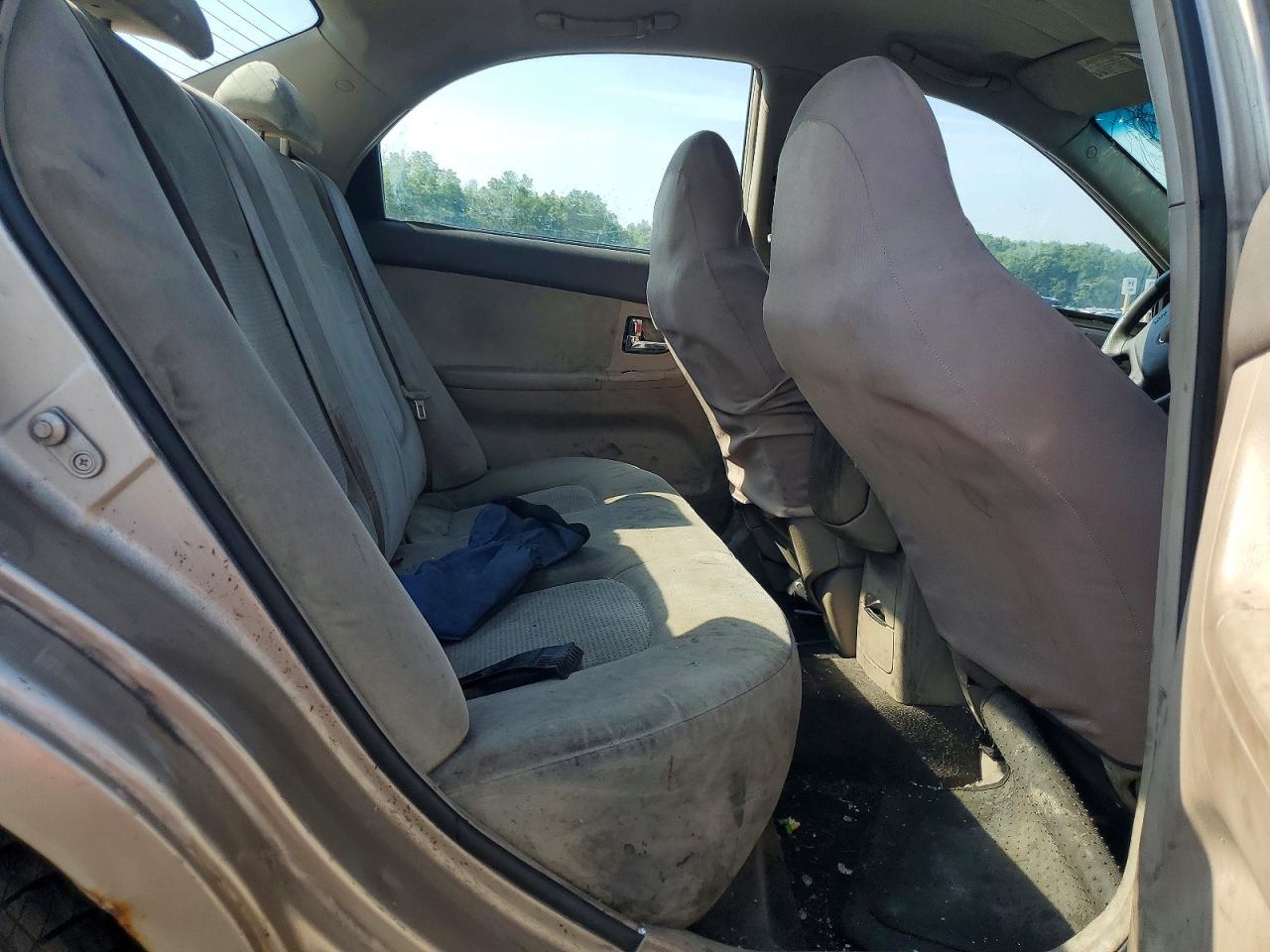 2007 Kia Spectra Lx Золотой vin: KNAFE121775401725
