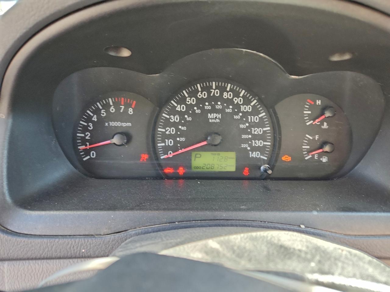 2004 Kia Spectra Lx Silver vin: KNAFE121845010286