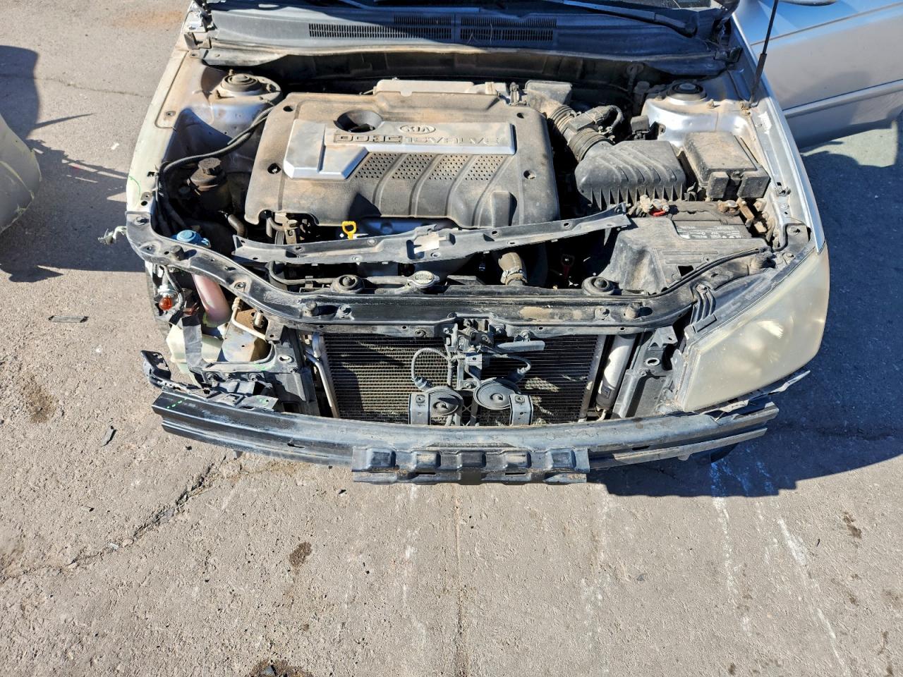 2004 Kia Spectra Lx Silver vin: KNAFE121845010286