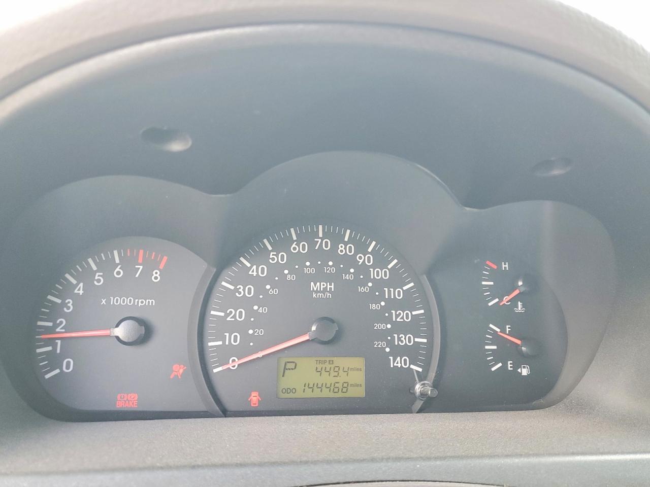 2005 Kia Spectra Lx Tan vin: KNAFE121855162053