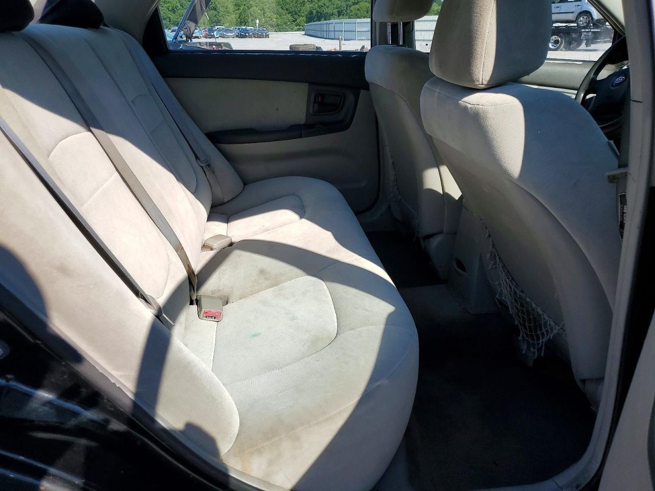 2006 Kia Spectra Ex Black vin: KNAFE121865285465