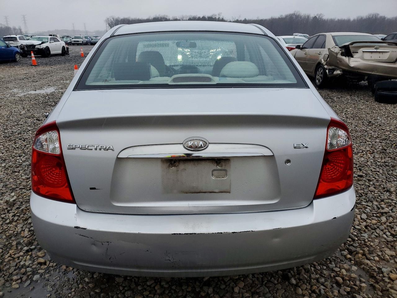 2006 Kia Spectra Ex Silver vin: KNAFE121865285532