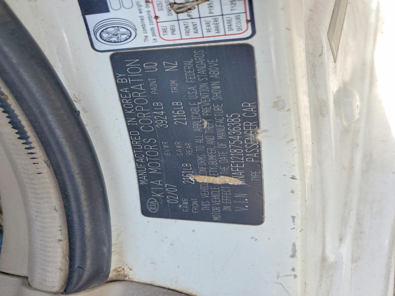 2007 Kia Spectra Lx White vin: KNAFE121875436385