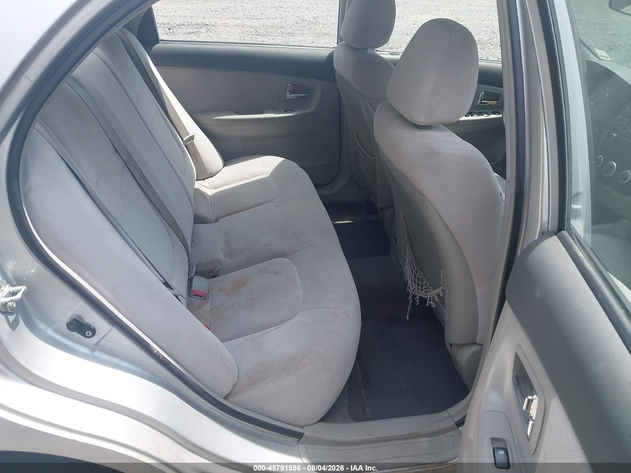 2007 Kia Spectra Ex Silver vin: KNAFE121875454790