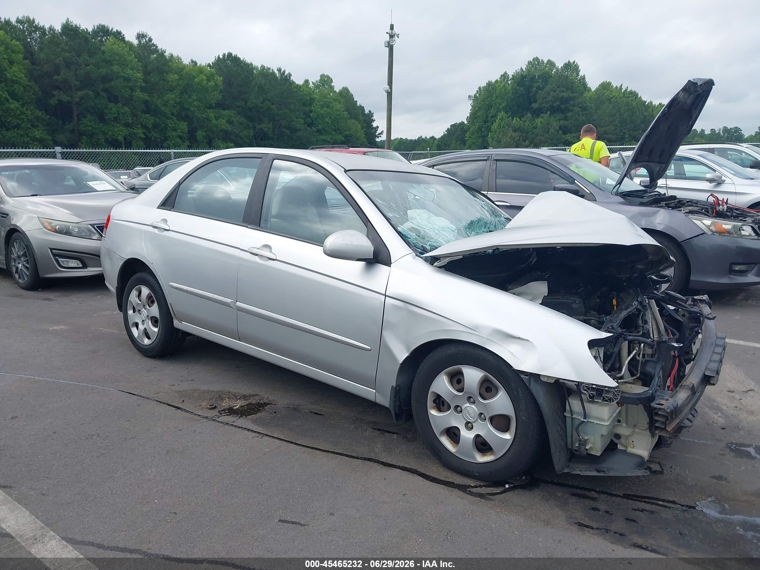2008 Kia Spectra Ex Silver vin: KNAFE121885511412
