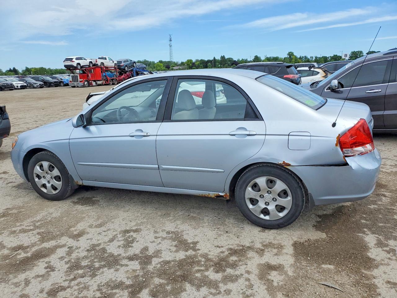 2008 Kia Spectra Lx Silver vin: KNAFE121885528243