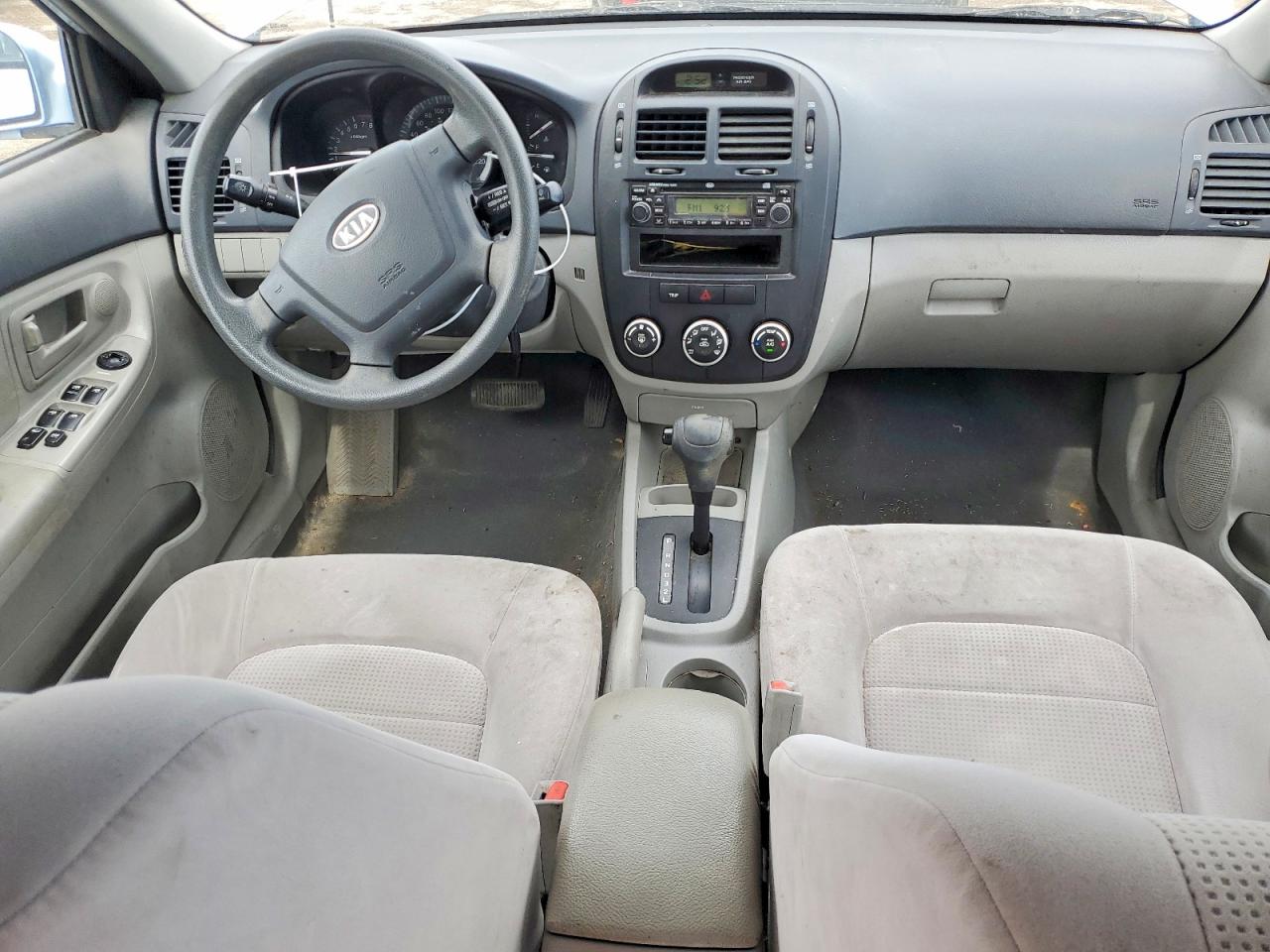2008 Kia Spectra Lx Silver vin: KNAFE121885528243