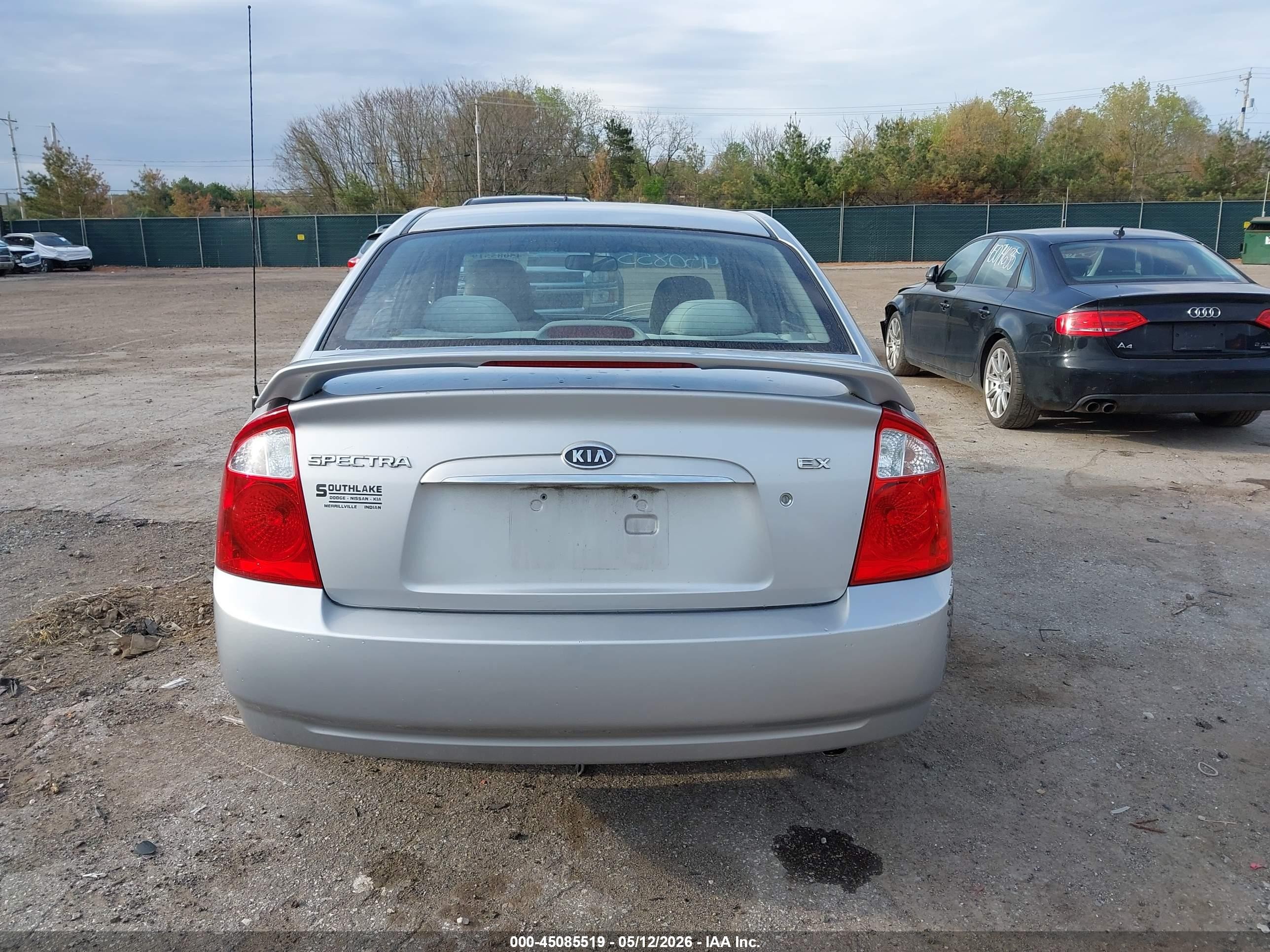 2005 Kia Spectra Ex/lx/sx Silver vin: KNAFE121955105649