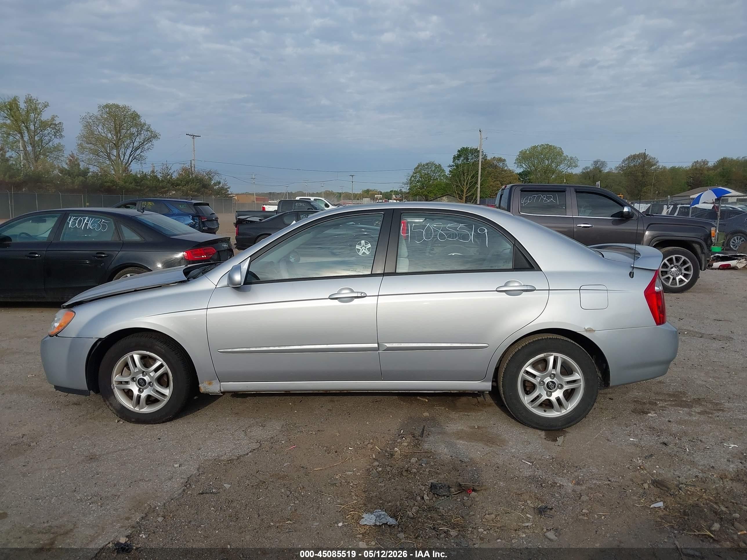 2005 Kia Spectra Ex/lx/sx Silver vin: KNAFE121955105649
