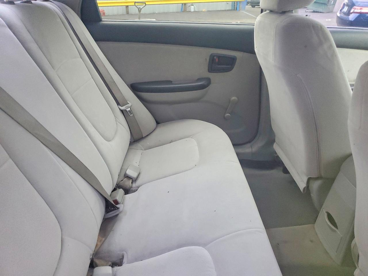 2005 Kia Spectra Blue vin: KNAFE121955170274