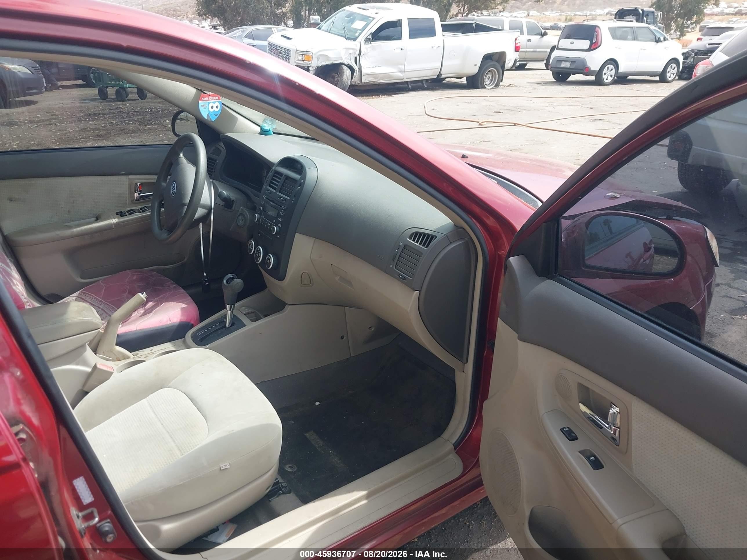 2007 Kia Spectra Ex Red vin: KNAFE121975439327