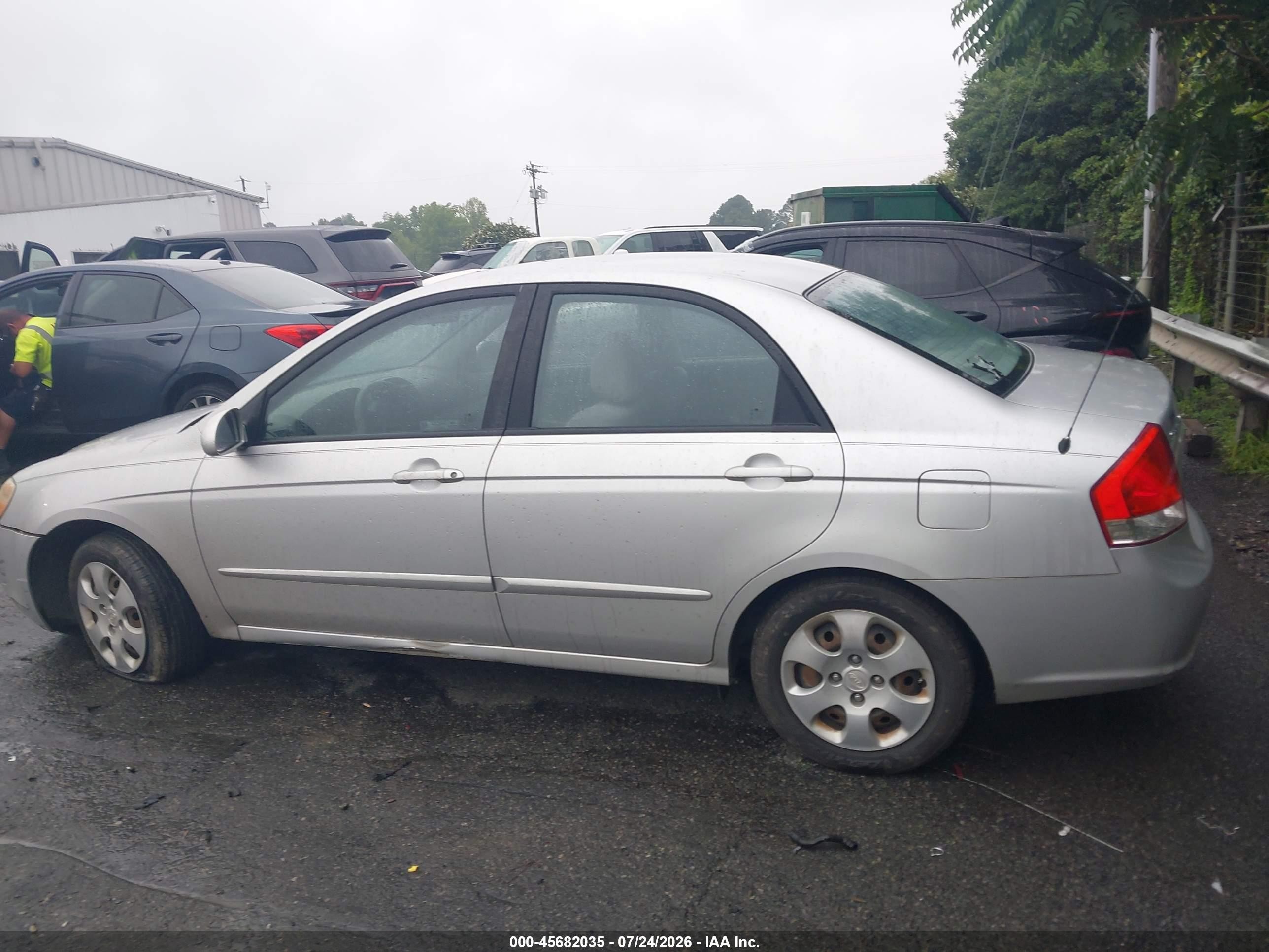 2008 Kia Spectra Lx Silver vin: KNAFE121985508812