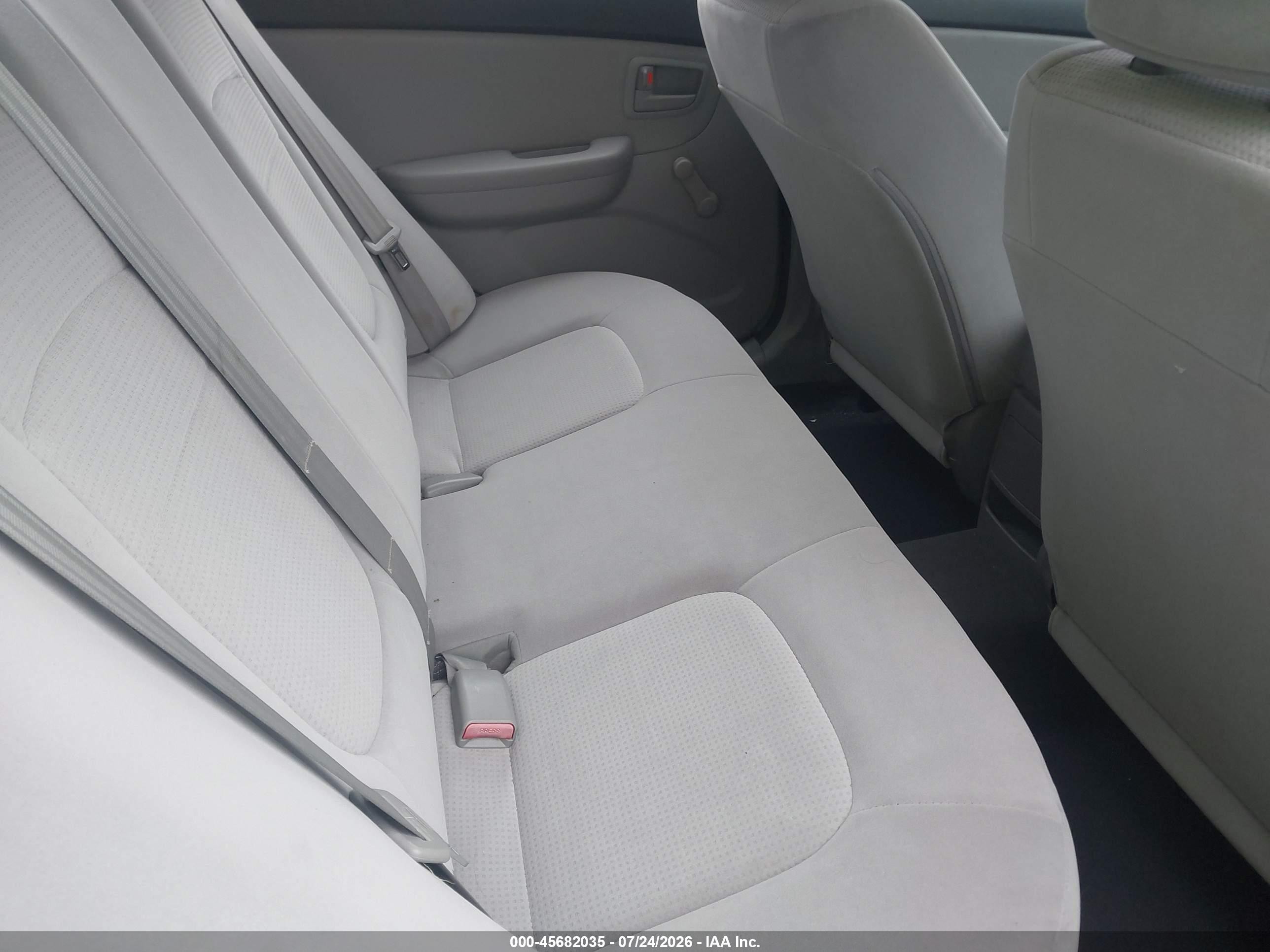 2008 Kia Spectra Lx Silver vin: KNAFE121985508812