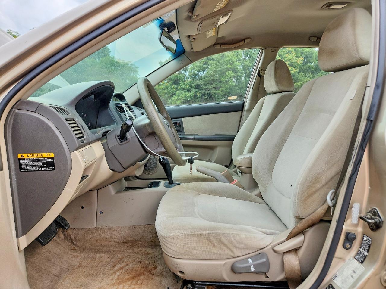 2005 Kia Spectra Lx Золотой vin: KNAFE121X55080003