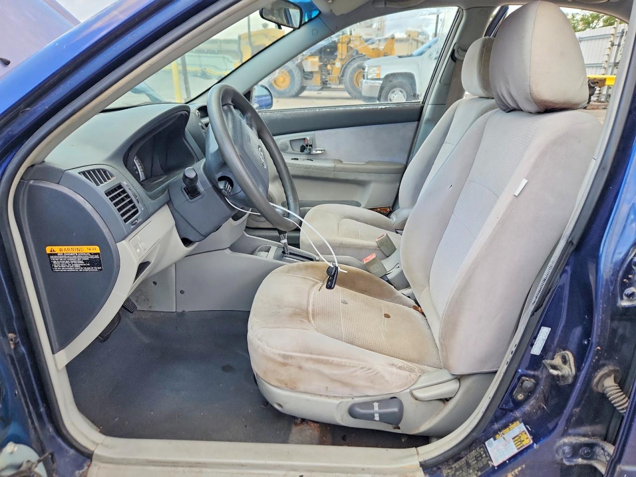 2007 Kia Spectra Lx Blue vin: KNAFE121X75439546
