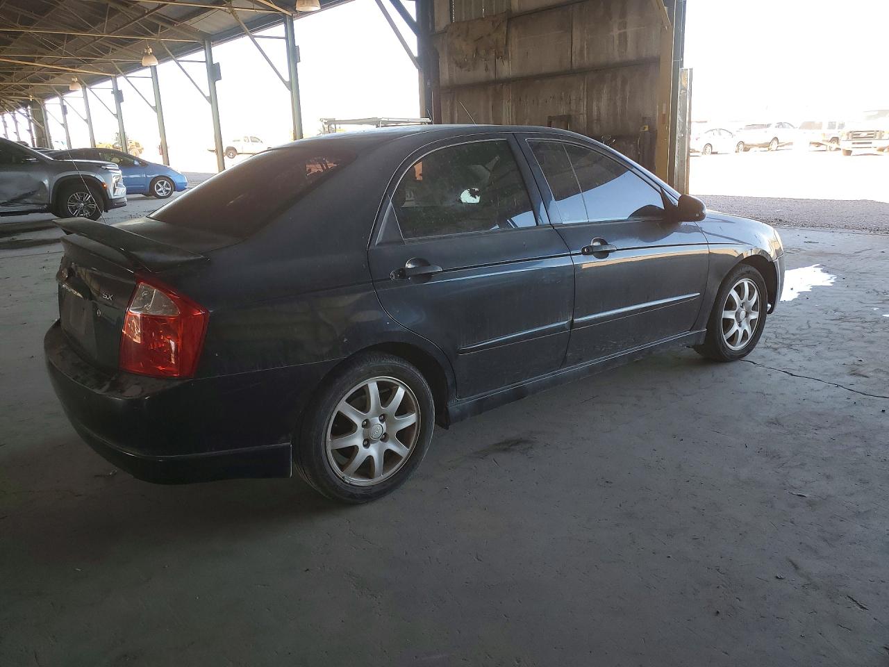 2006 Kia Spectra Charcoal vin: KNAFE122165208249