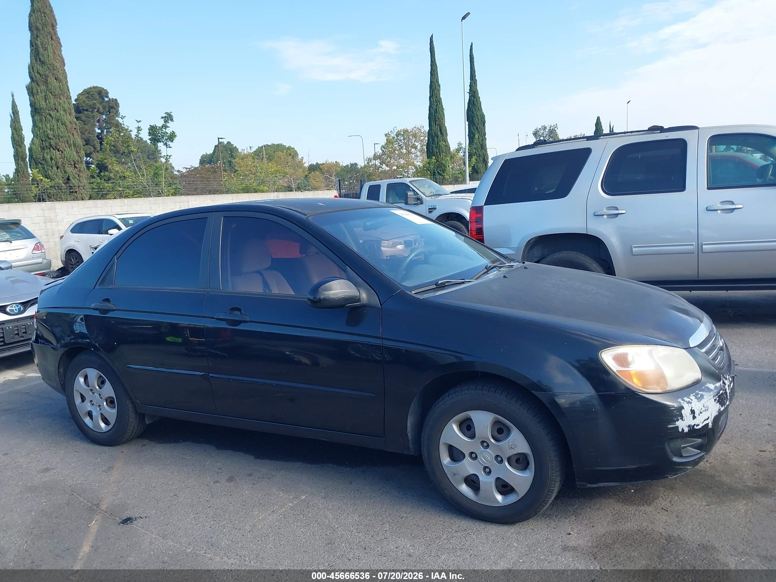2008 Kia Spectra Ex Черный vin: KNAFE122185584775