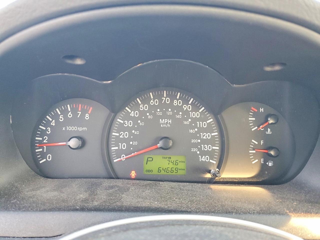 2004 Kia Spectra Lx Silver vin: KNAFE122445008611